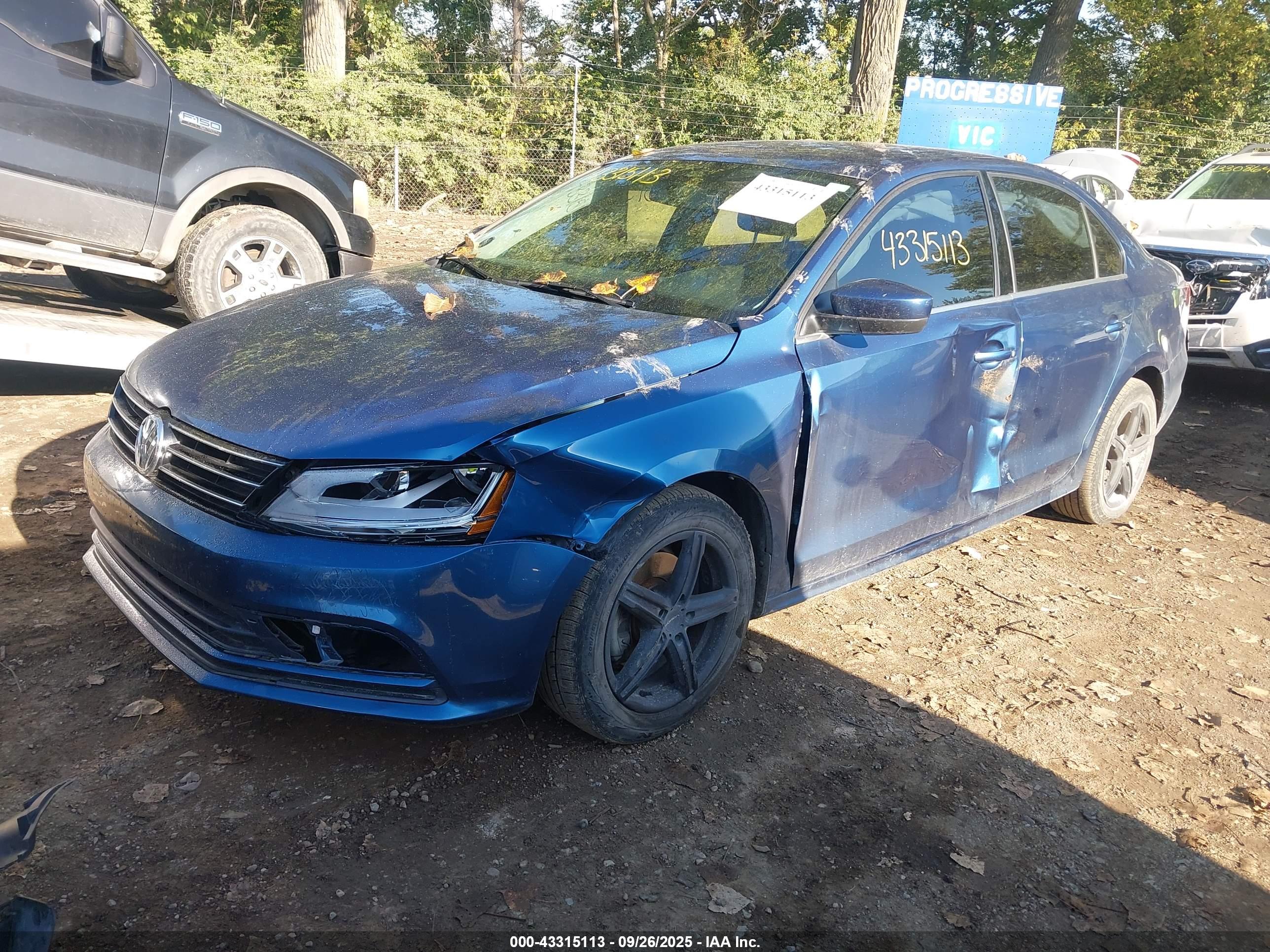 VOLKSWAGEN JETTA image 2