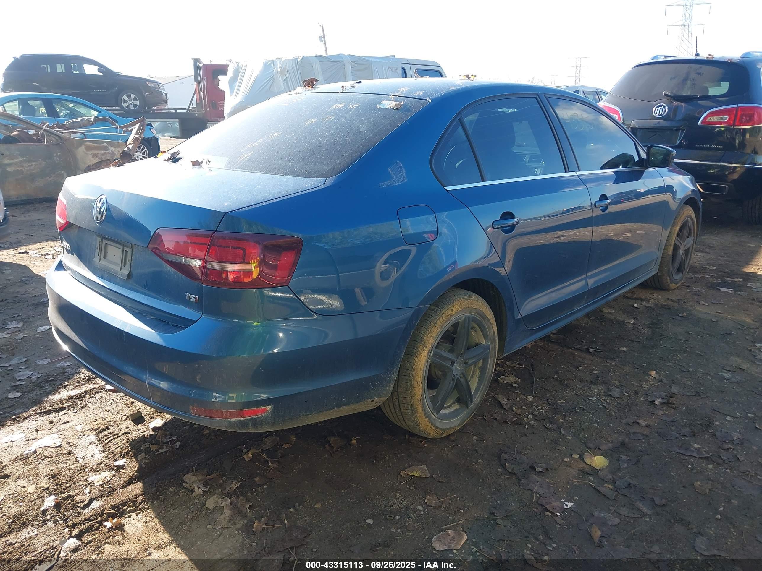 VOLKSWAGEN JETTA image 4