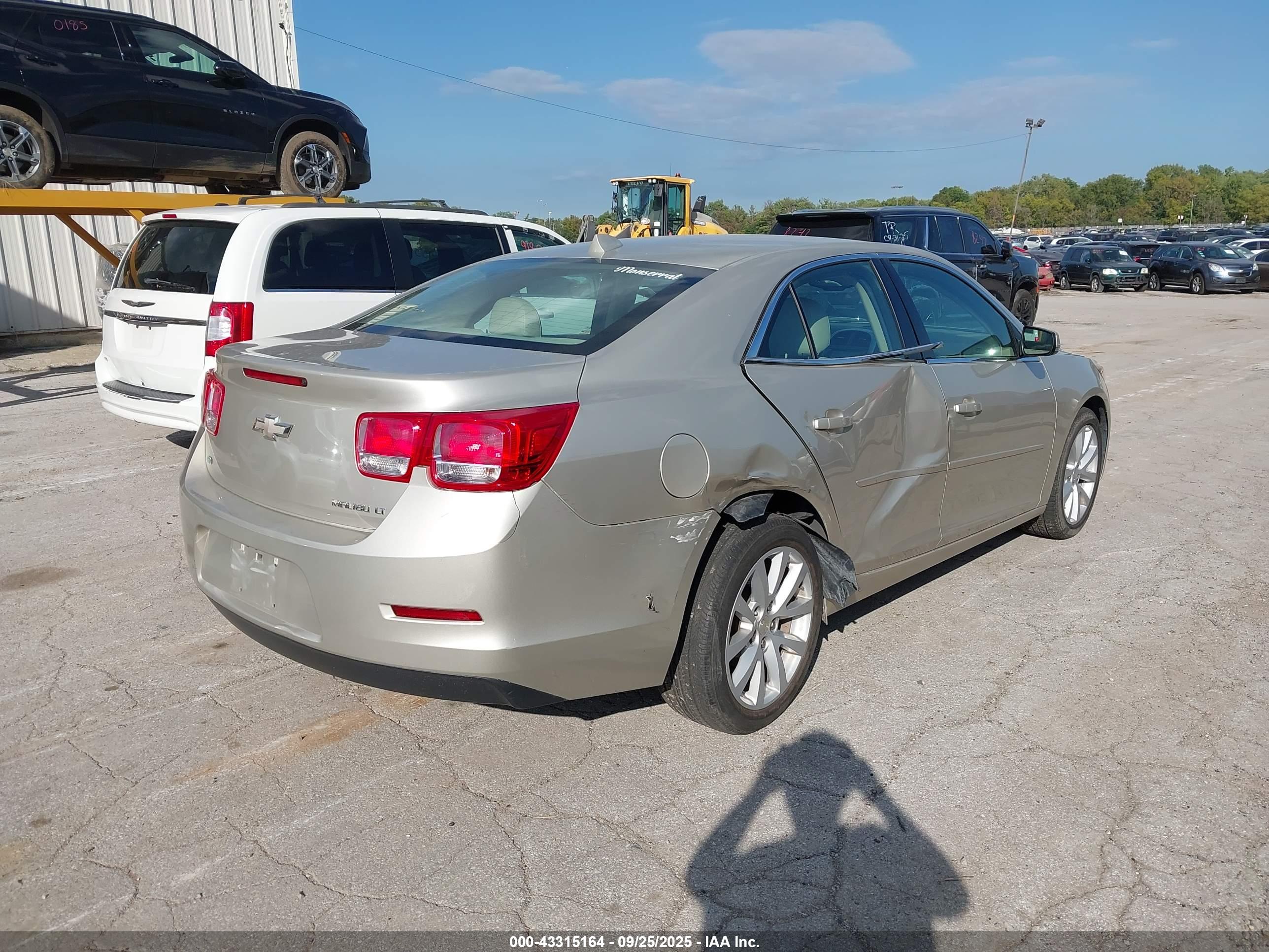 CHEVROLET MALIBU image 4