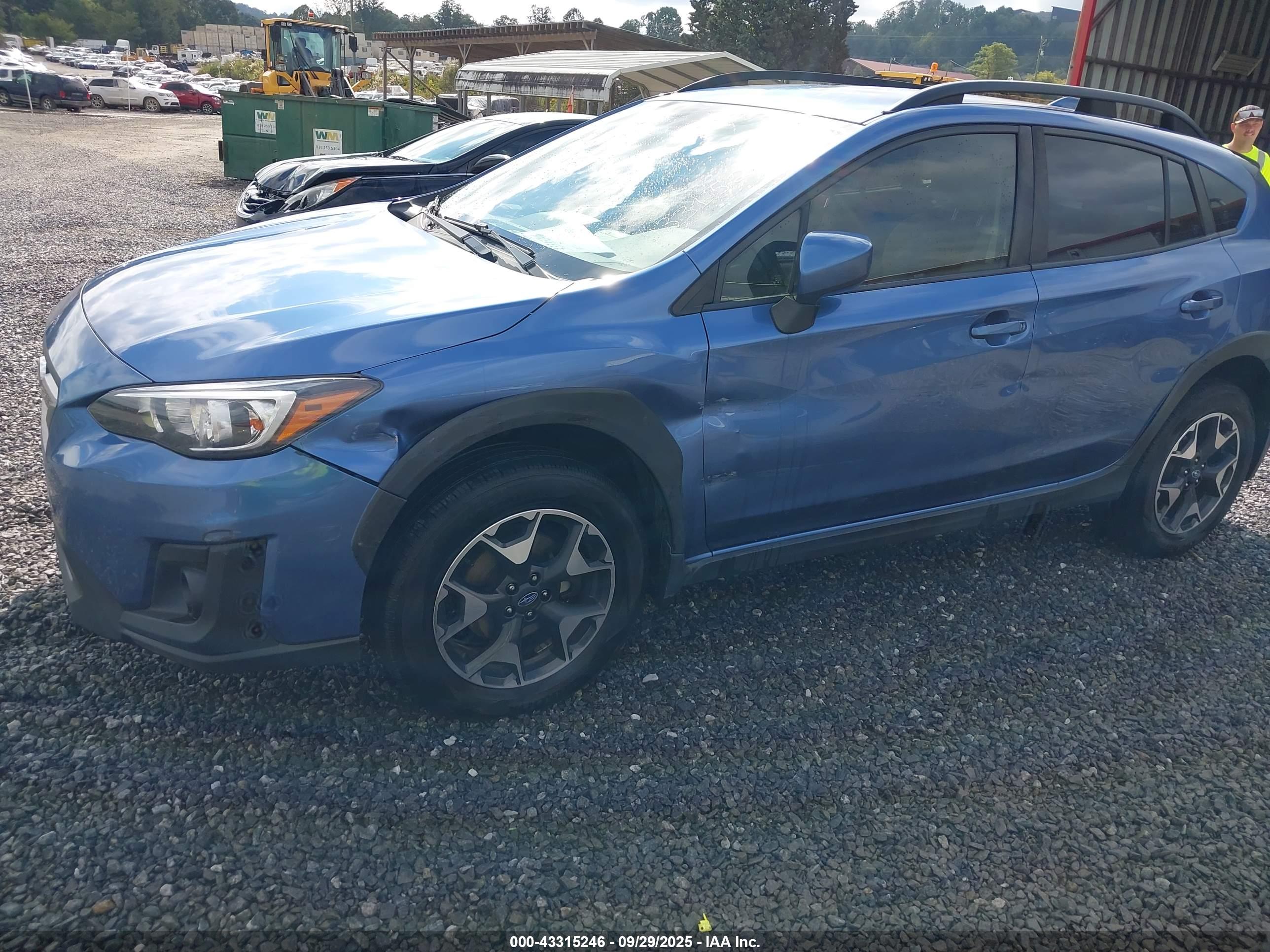 SUBARU CROSSTREK image 6