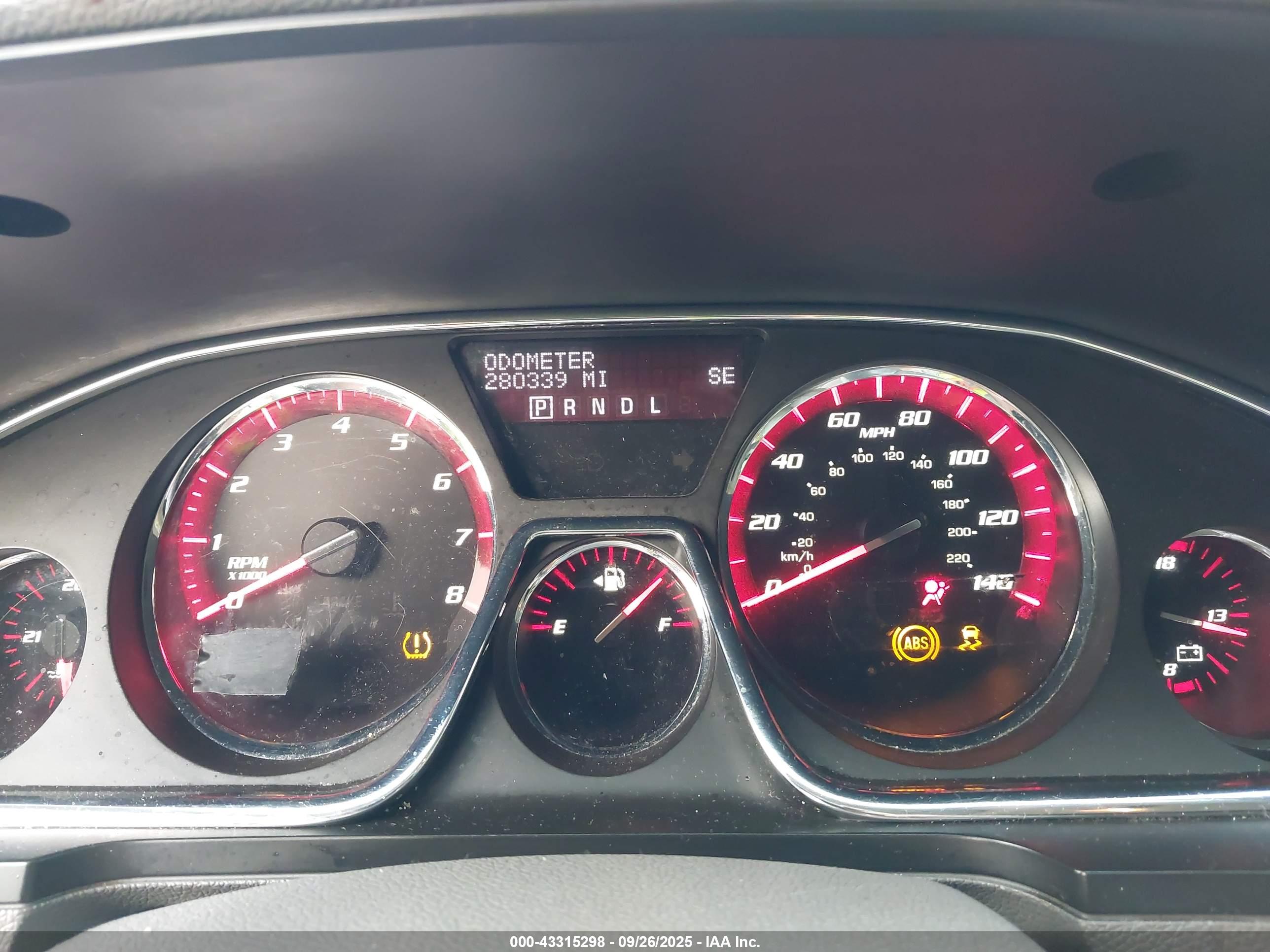 GMC ACADIA image 7