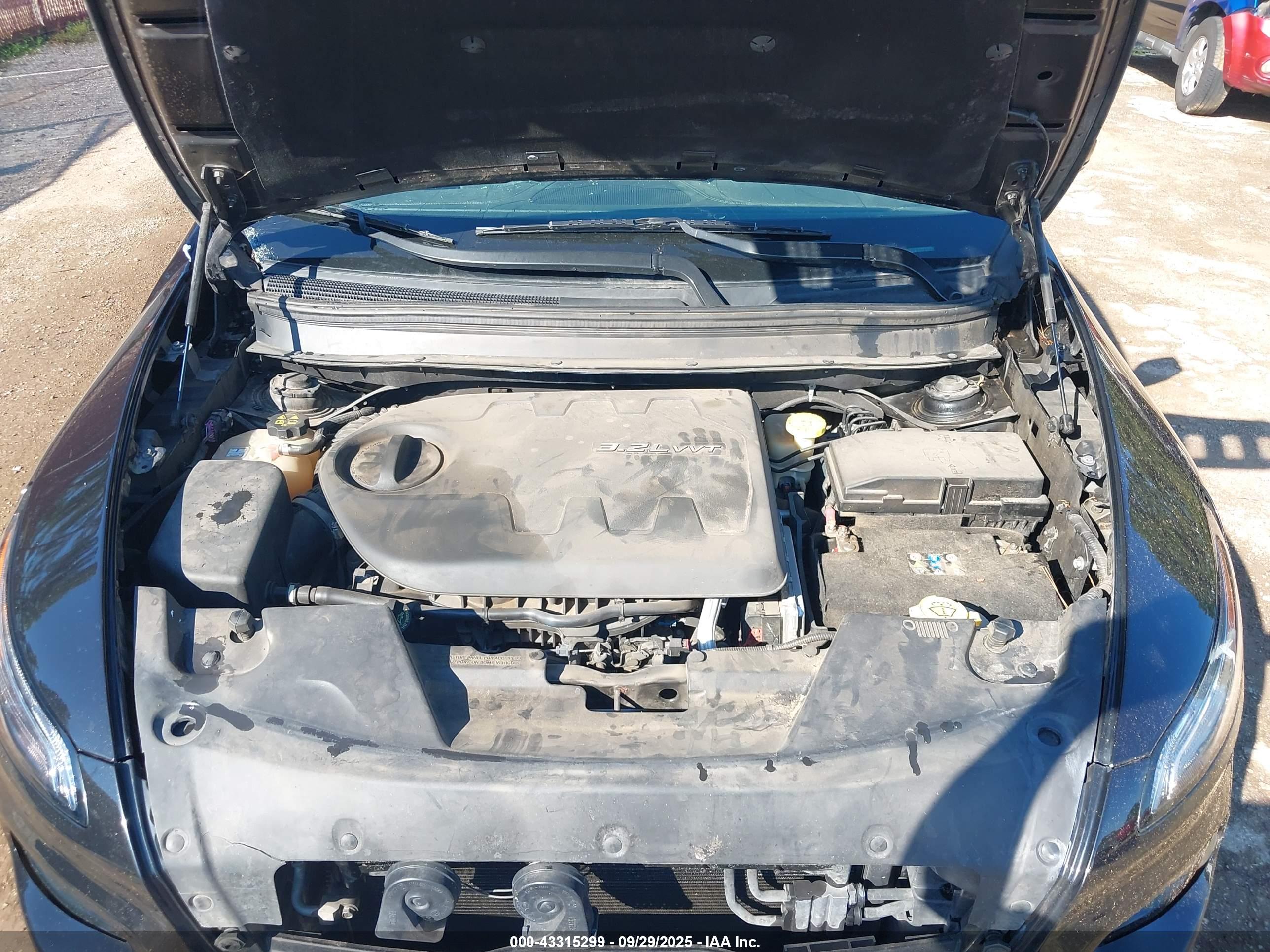 JEEP CHEROKEE image 10