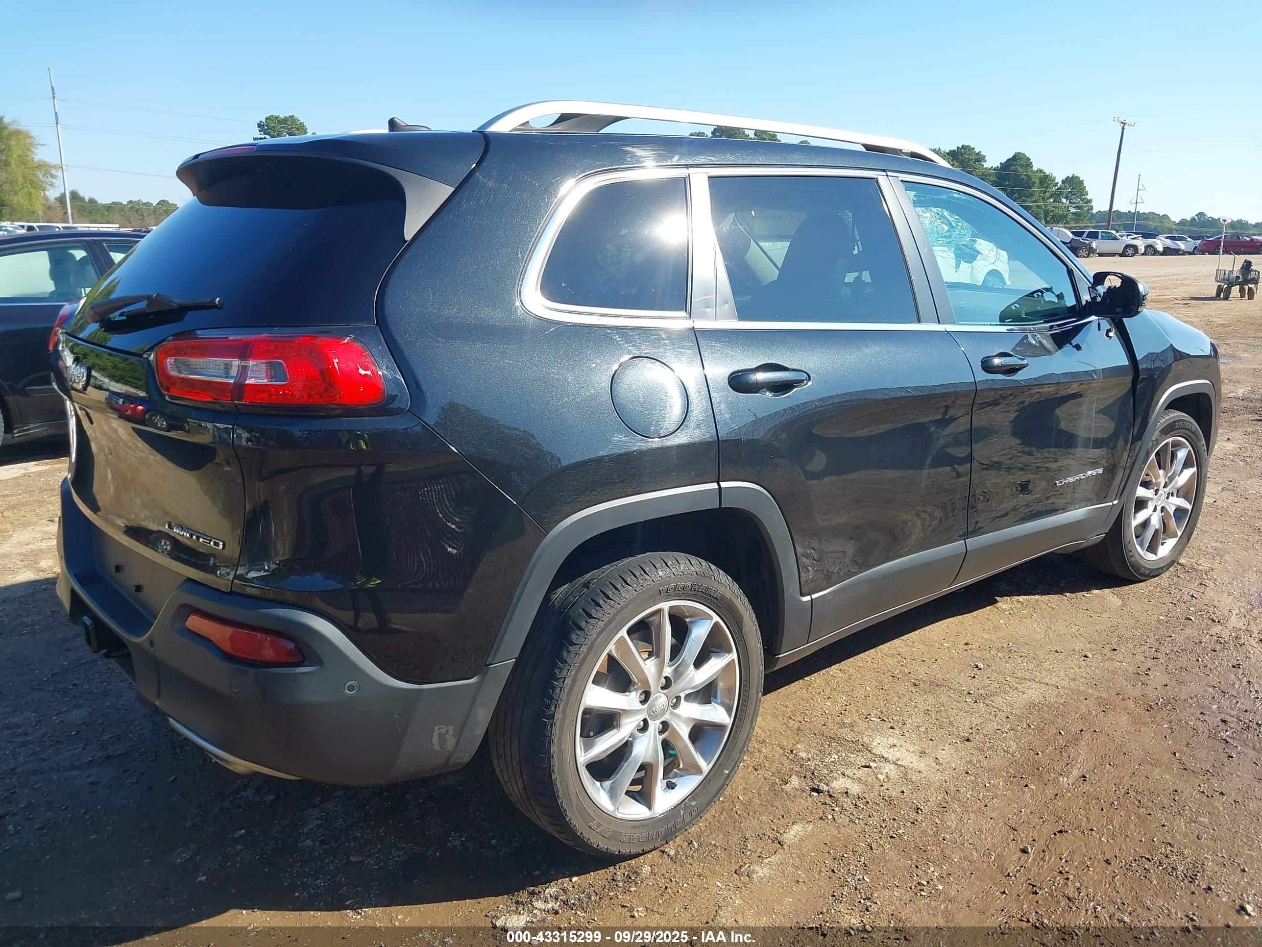 JEEP CHEROKEE image 4