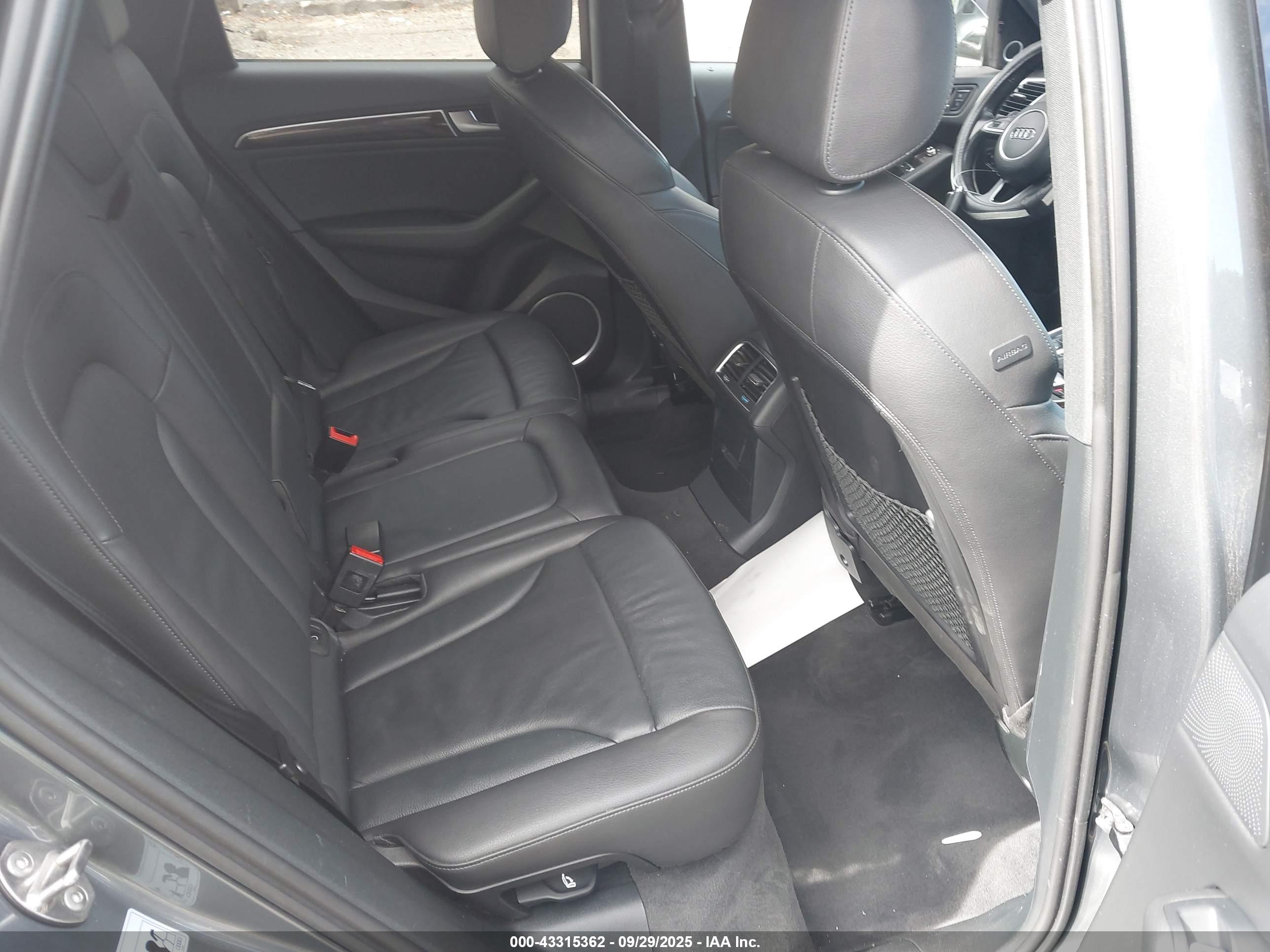 AUDI Q5 image 8