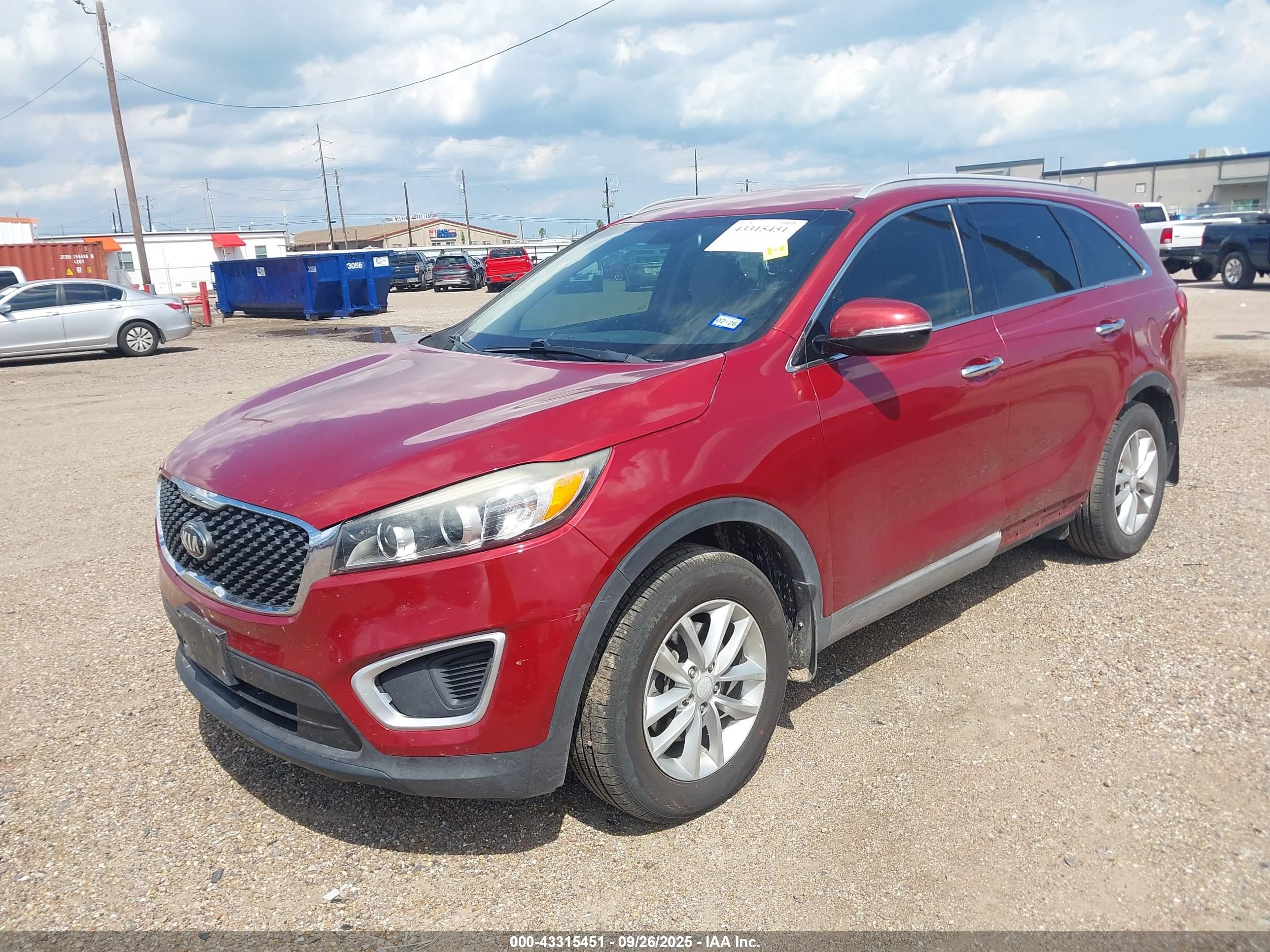 KIA SORENTO image 2