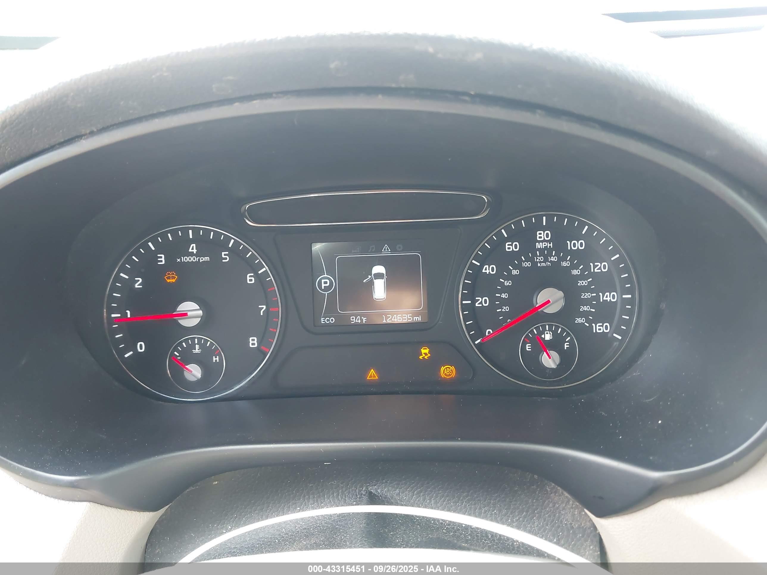 KIA SORENTO image 7