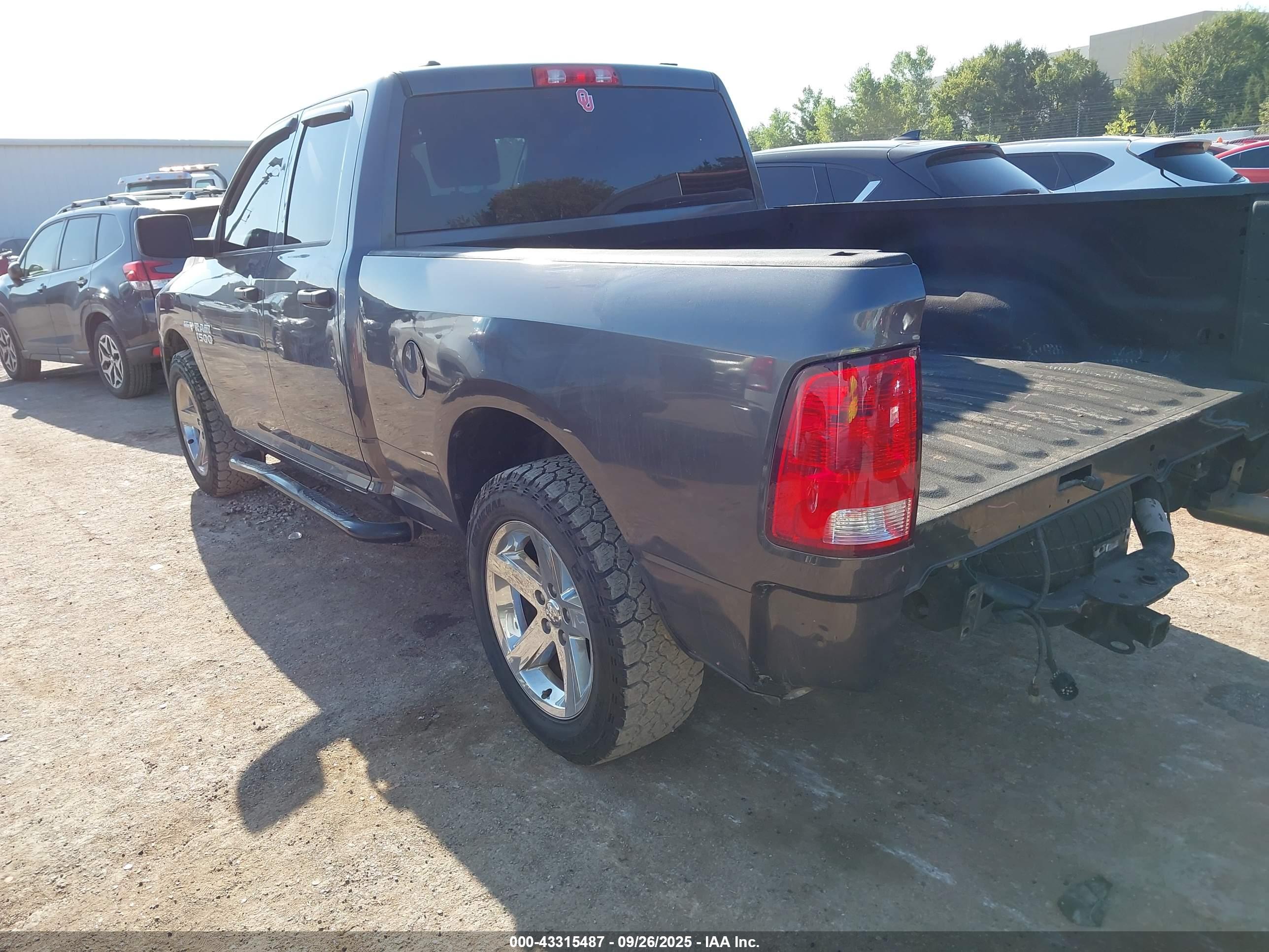 RAM 1500 image 3