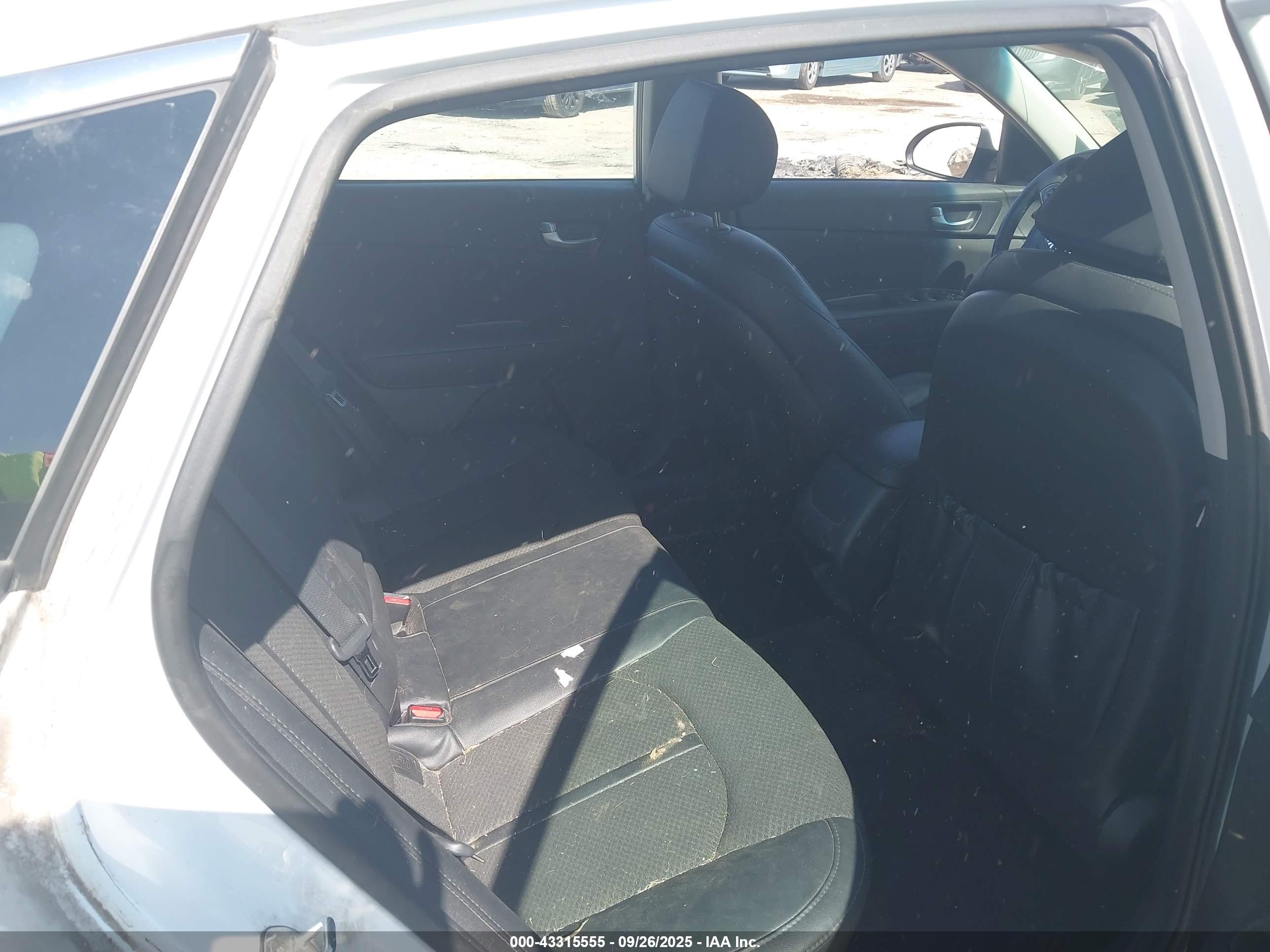 KIA OPTIMA image 8