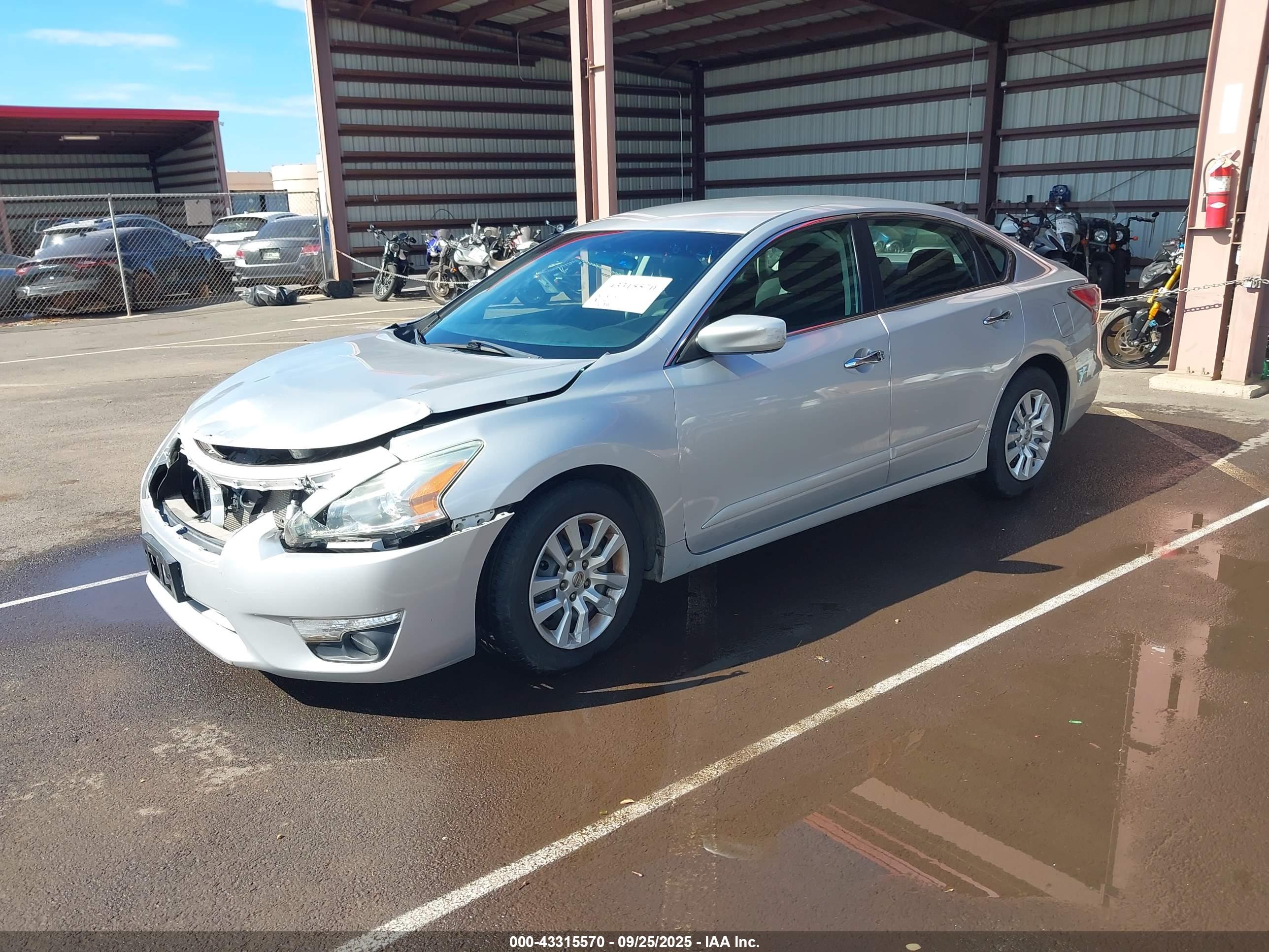 NISSAN ALTIMA image 2