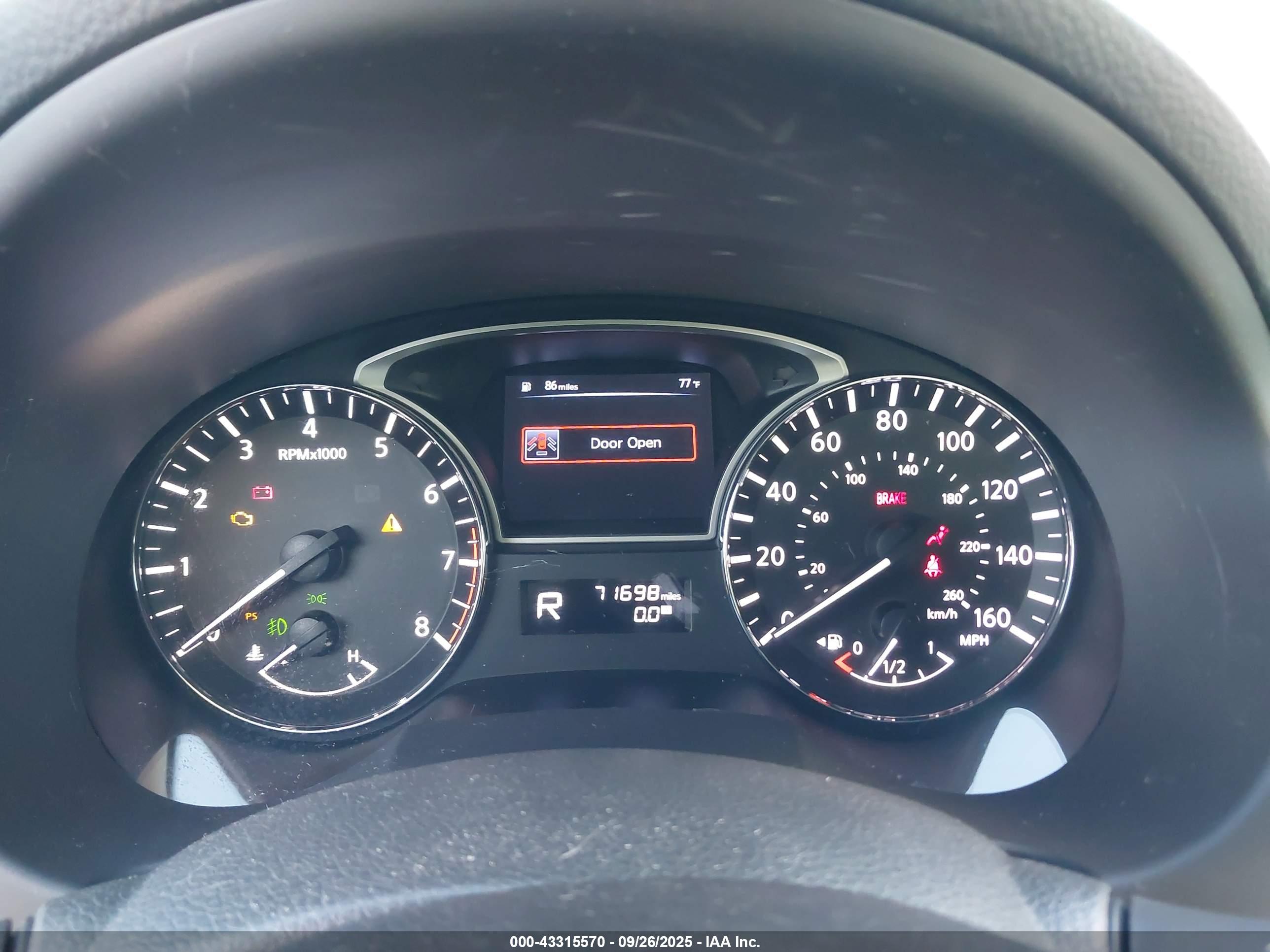 NISSAN ALTIMA image 7