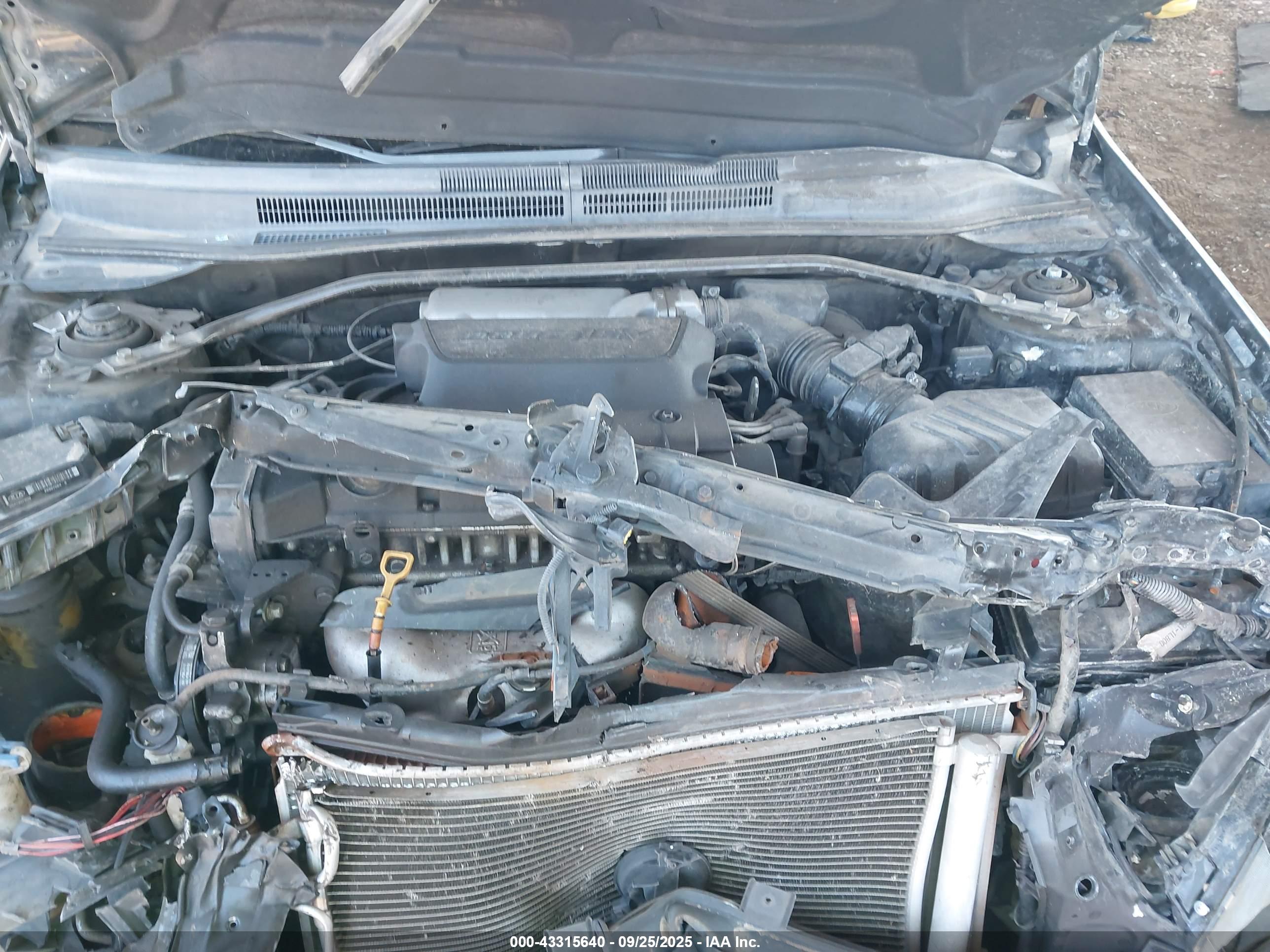 KIA SPECTRA5 image 10