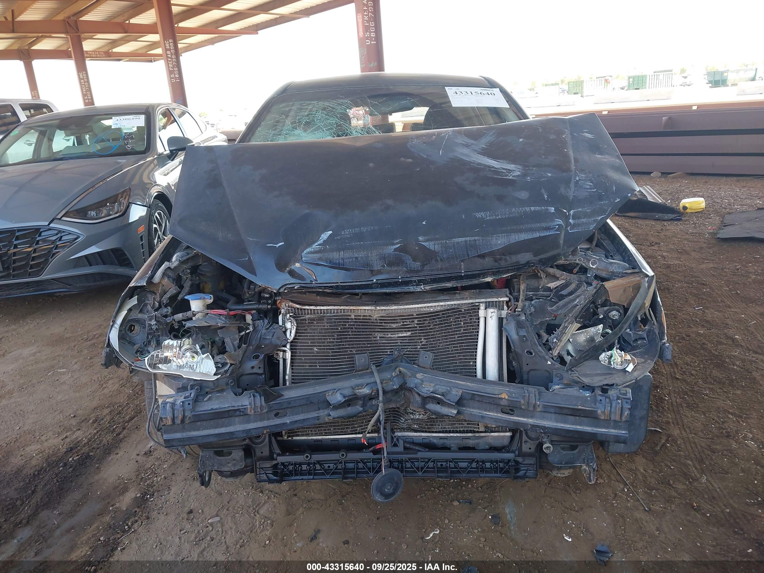 KIA SPECTRA5 image 6