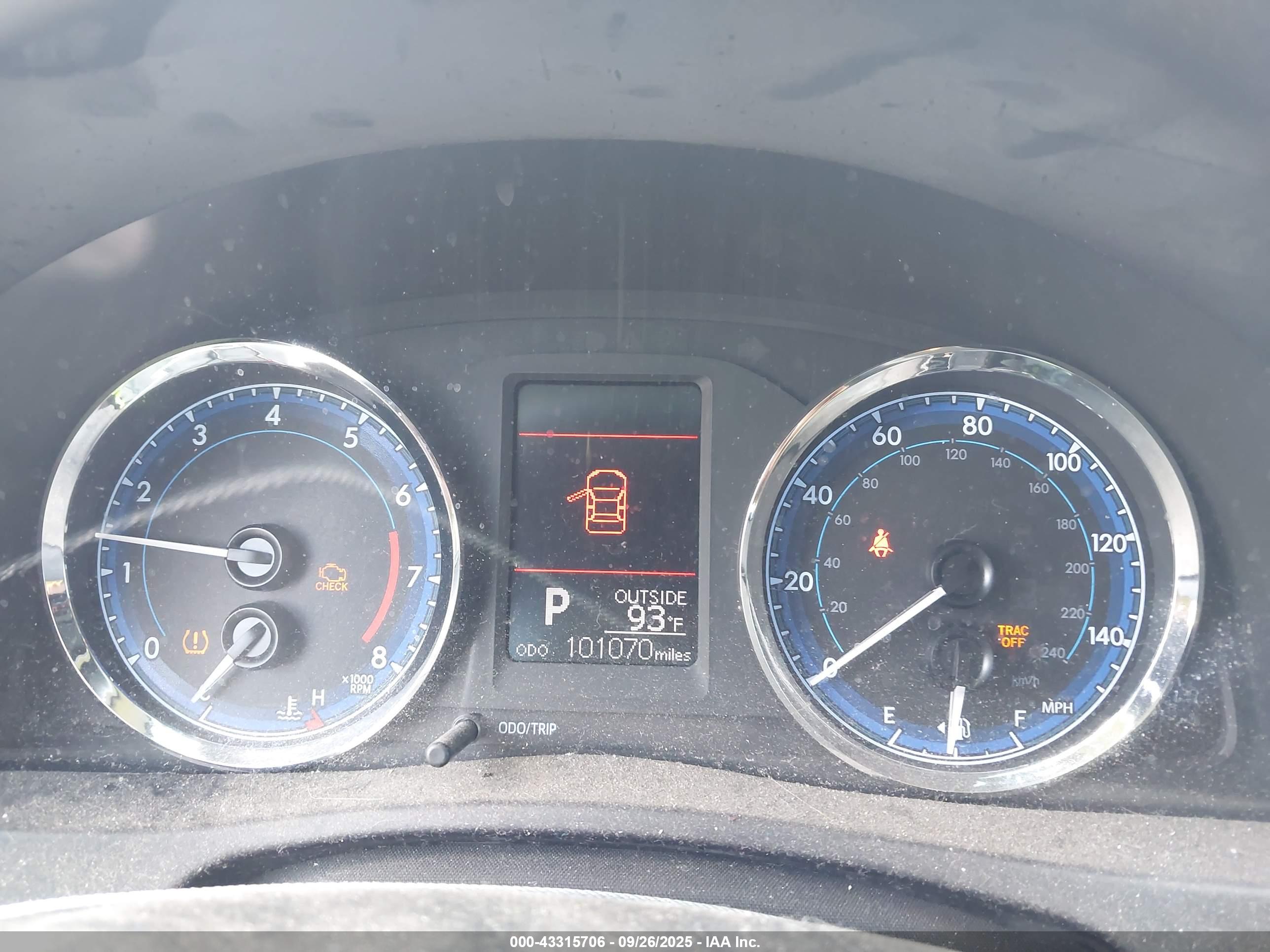 TOYOTA COROLLA image 7