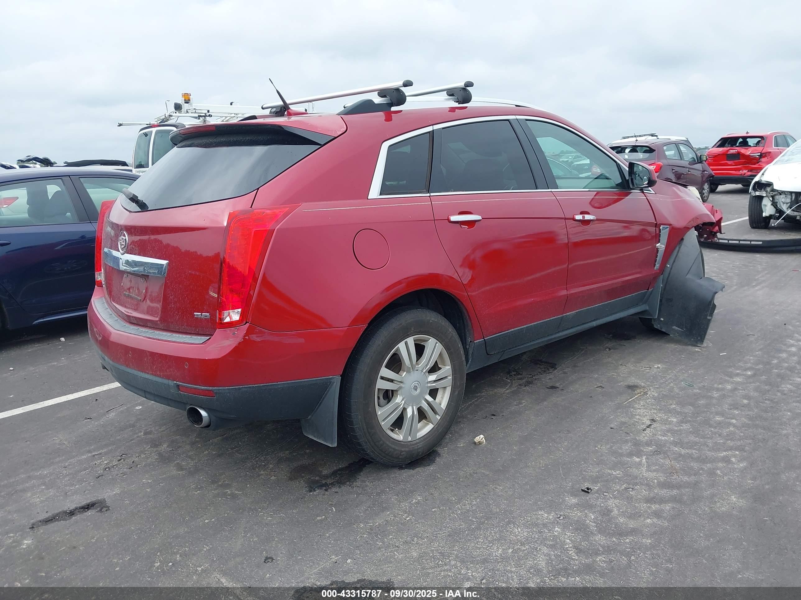 CADILLAC SRX image 4