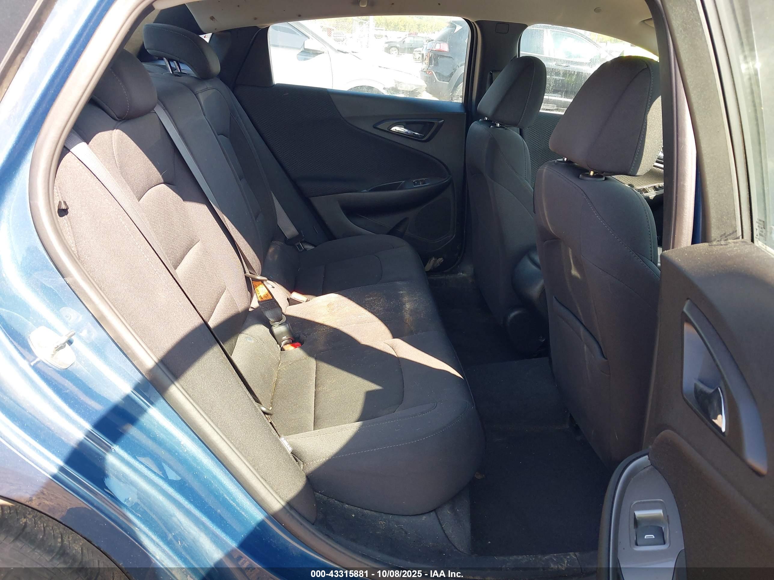 CHEVROLET MALIBU image 8