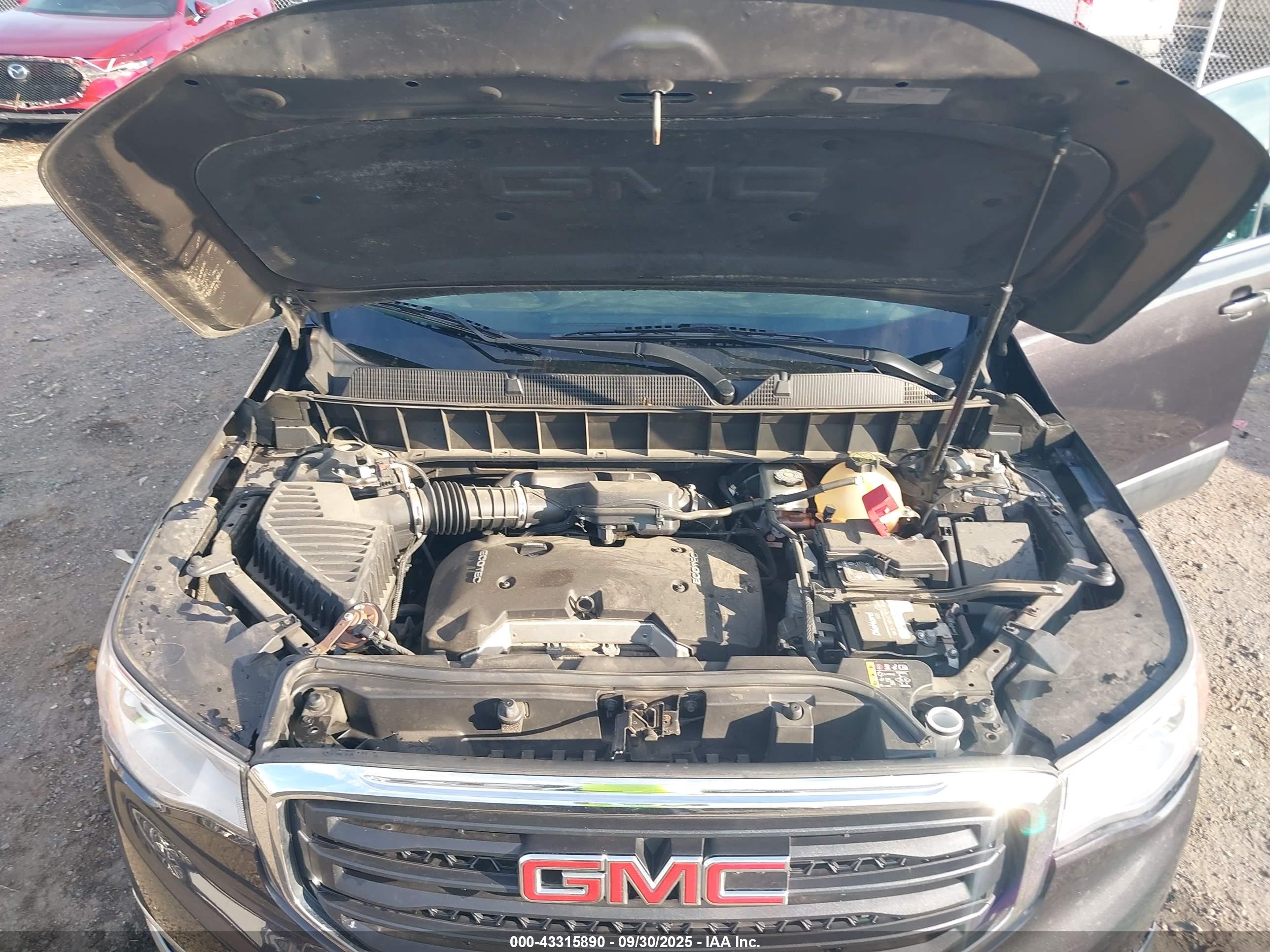 GMC ACADIA image 10