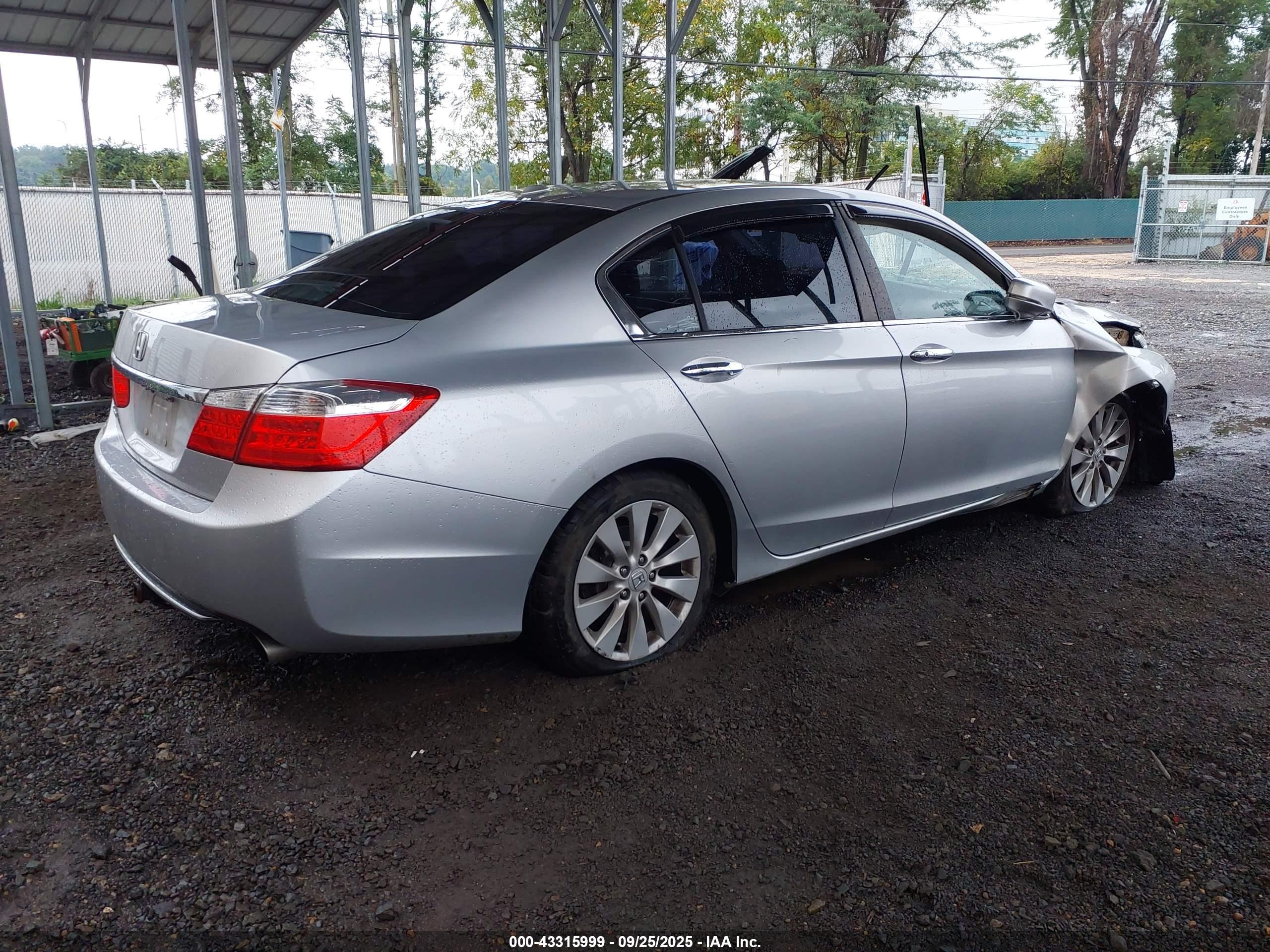 HONDA ACCORD image 4