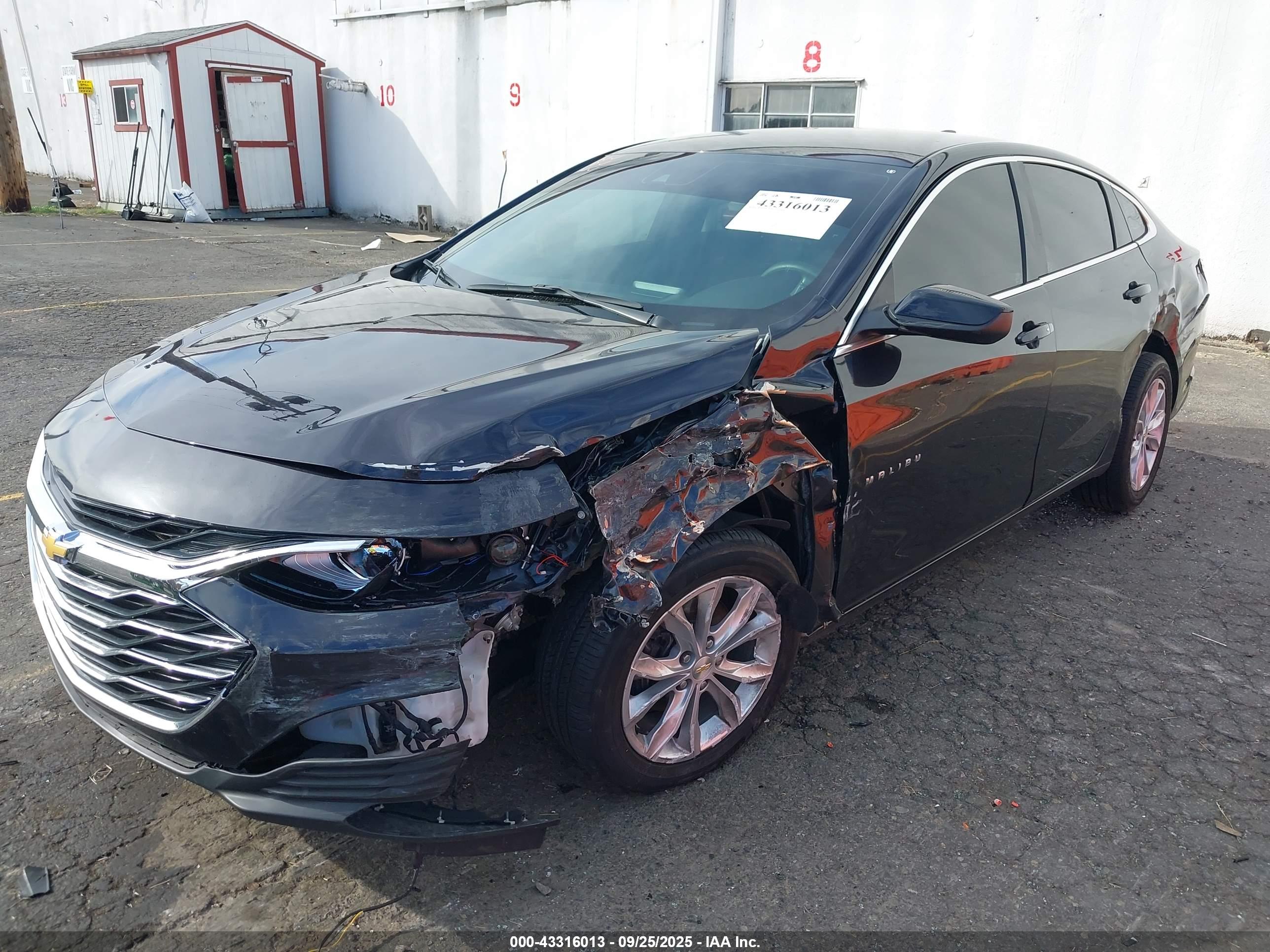 CHEVROLET MALIBU image 2