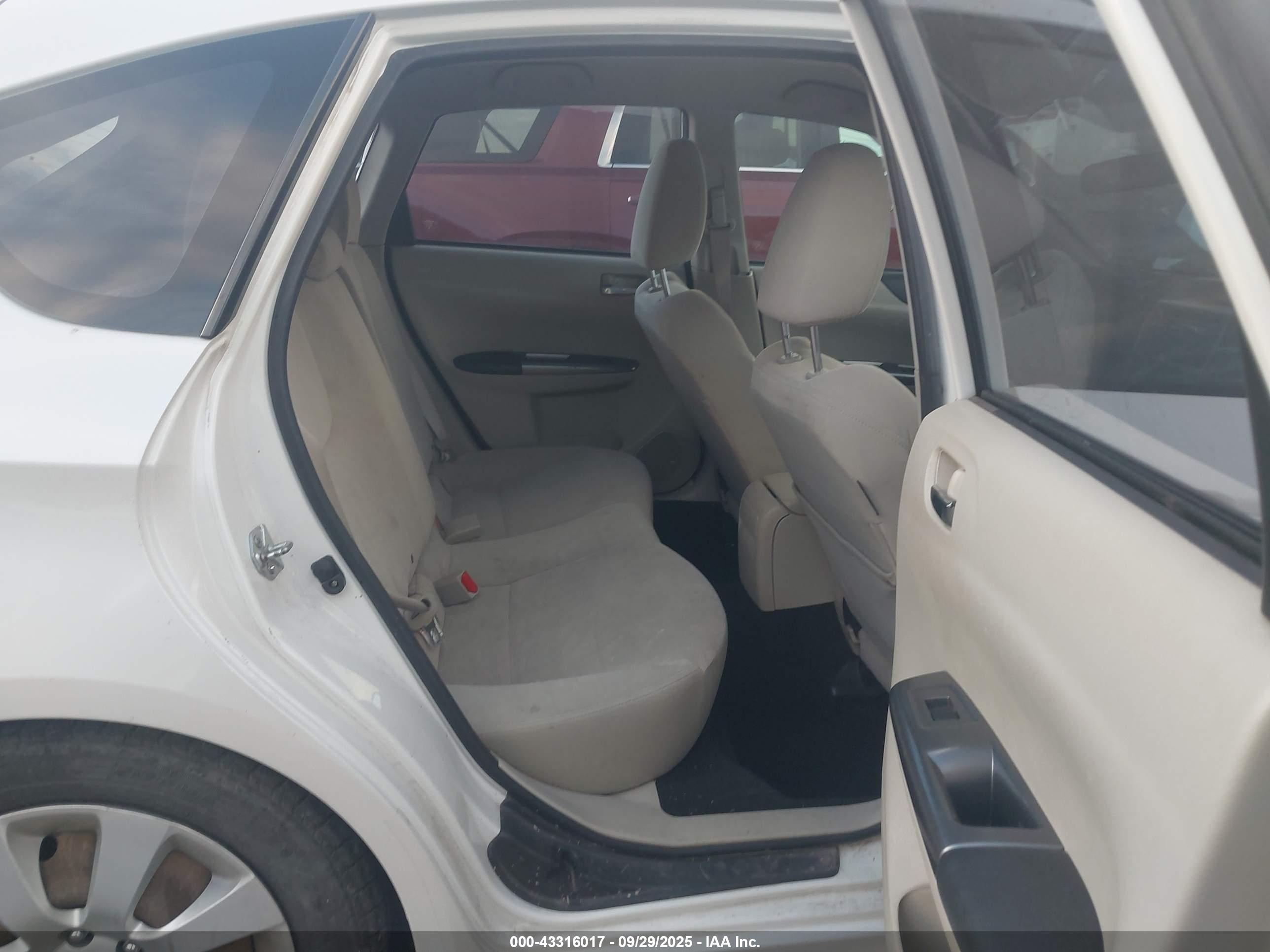 SUBARU IMPREZA image 8