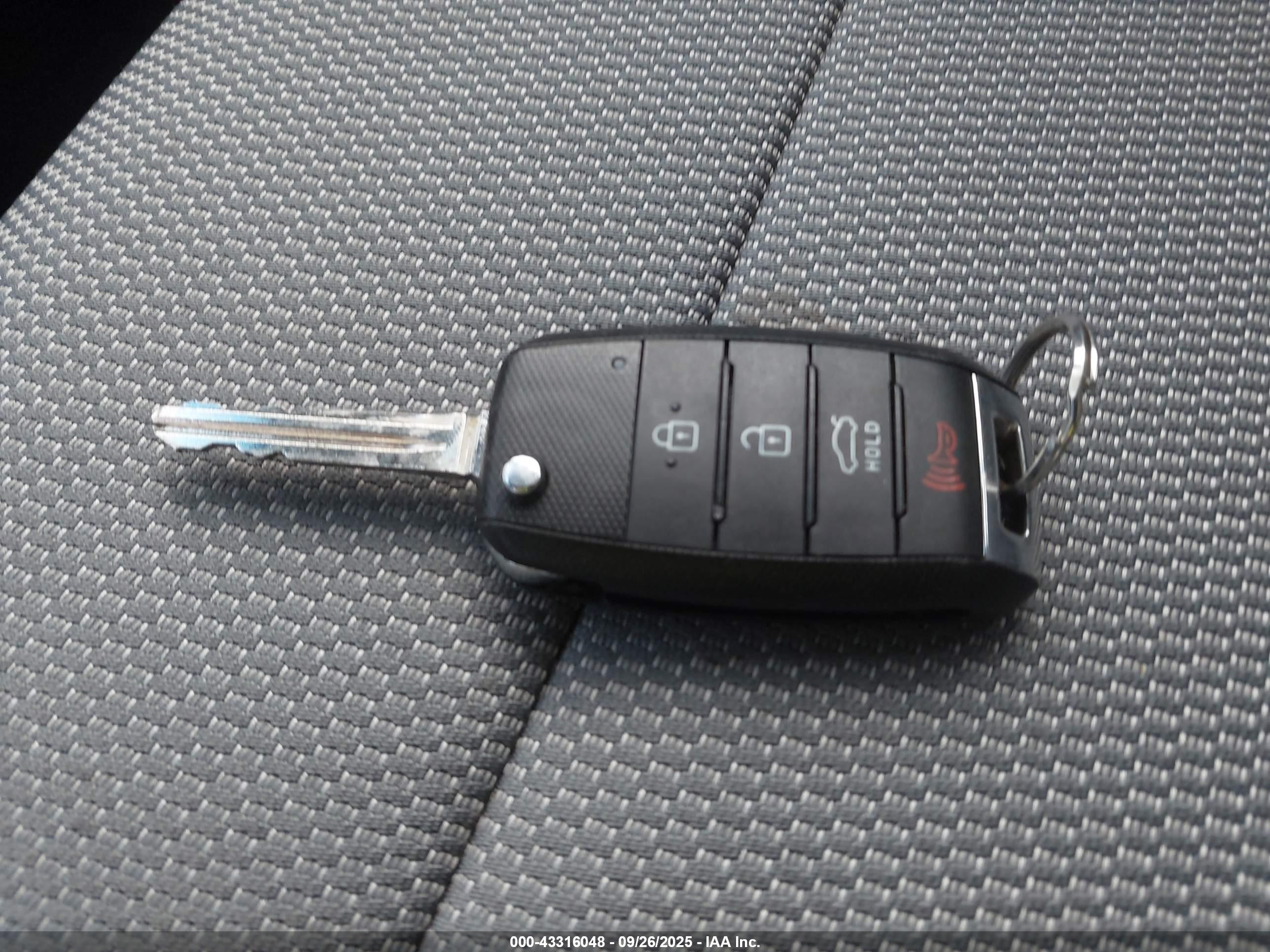 KIA FORTE image 11