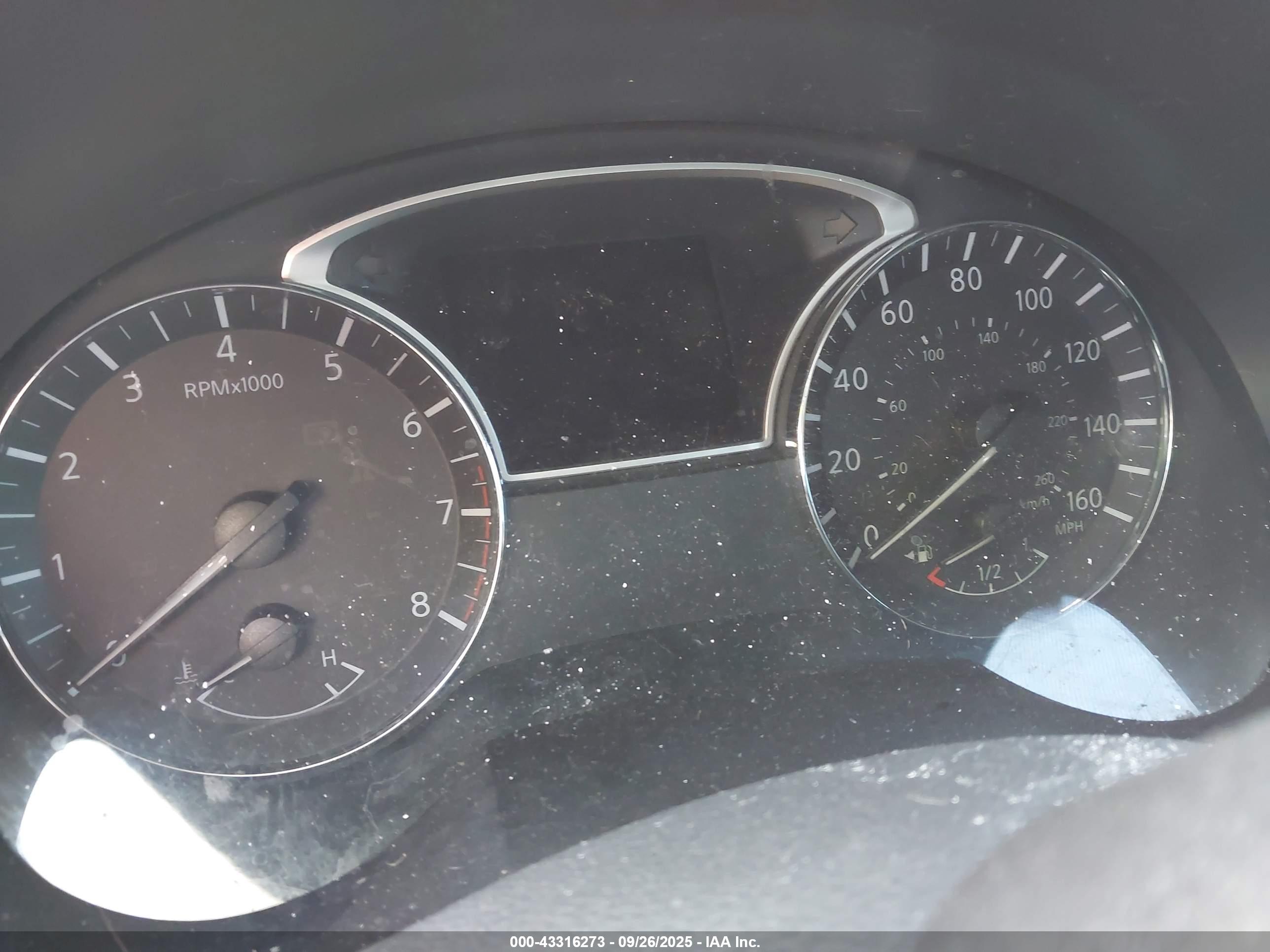 NISSAN ALTIMA image 7