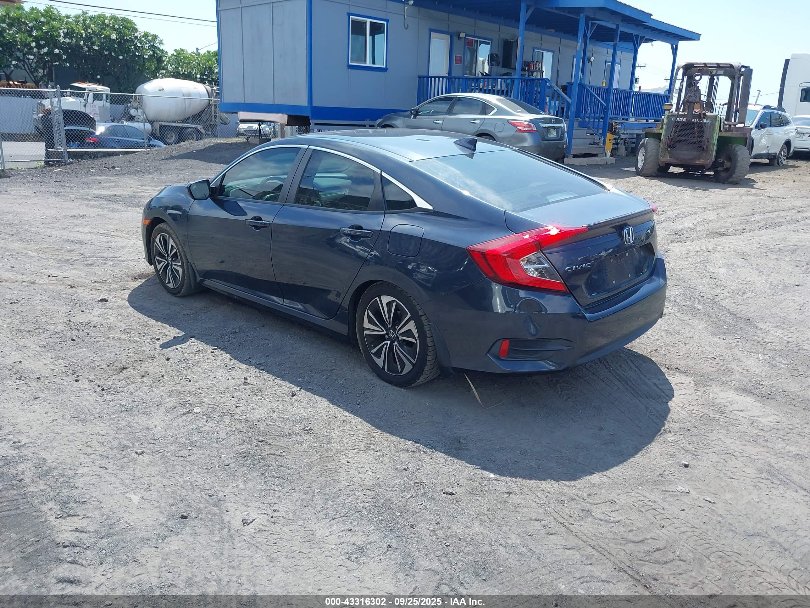 HONDA CIVIC image 3