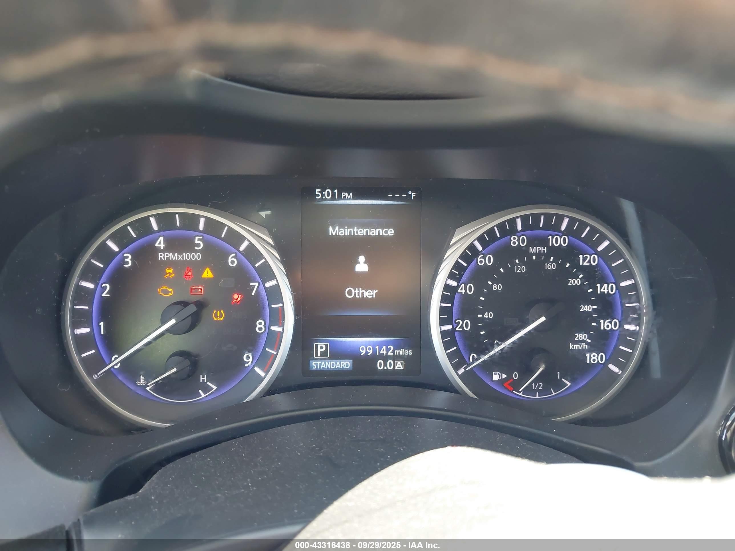 INFINITI Q50 image 7