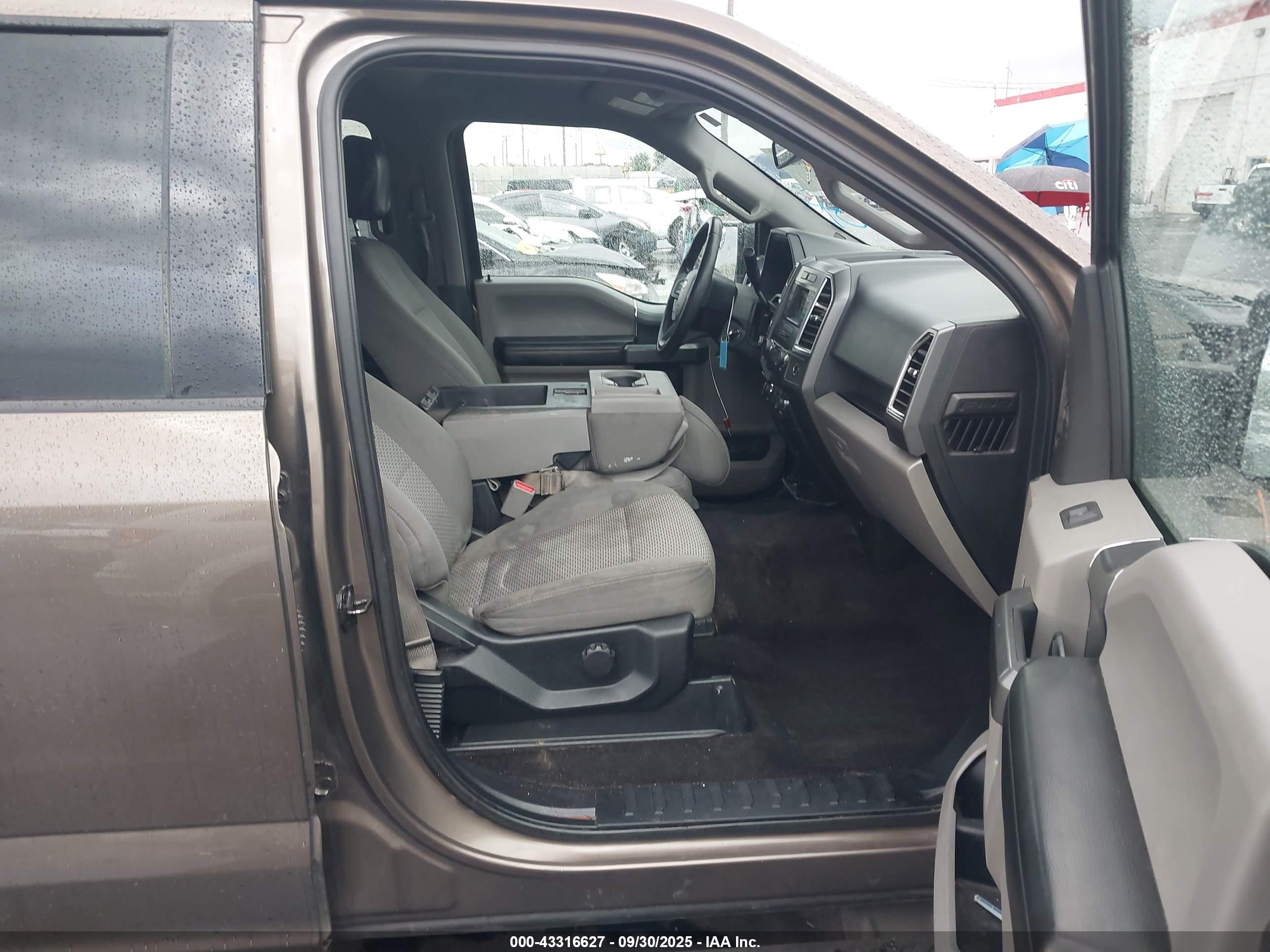 FORD F-150 image 5