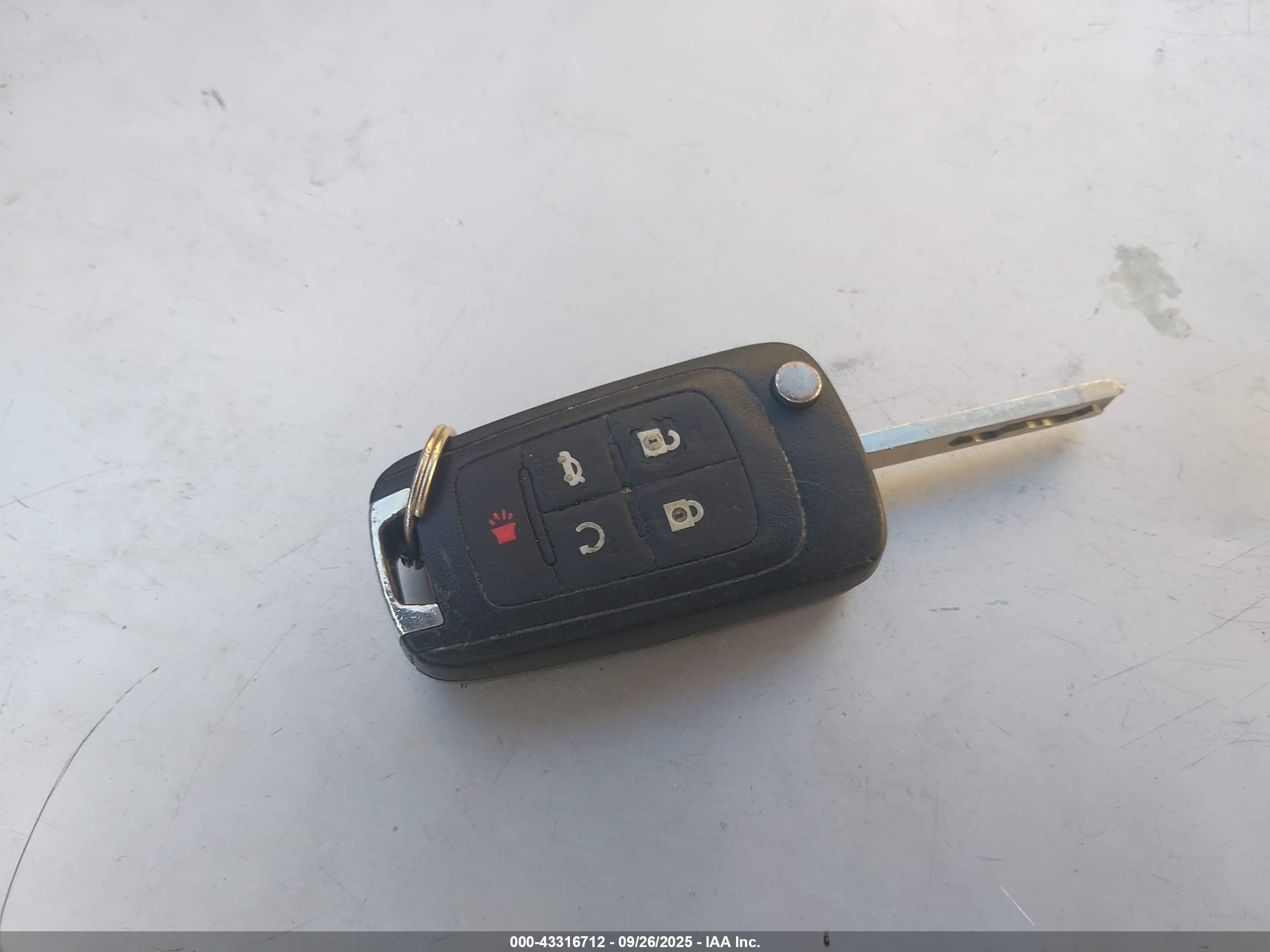 CHEVROLET EQUINOX image 11