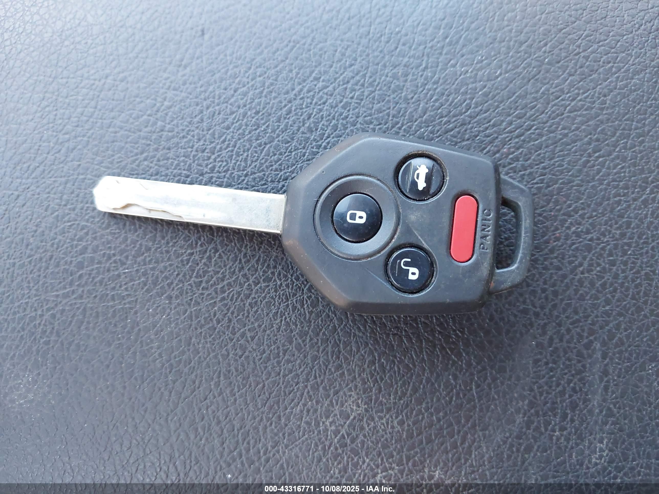 SUBARU OUTBACK image 11