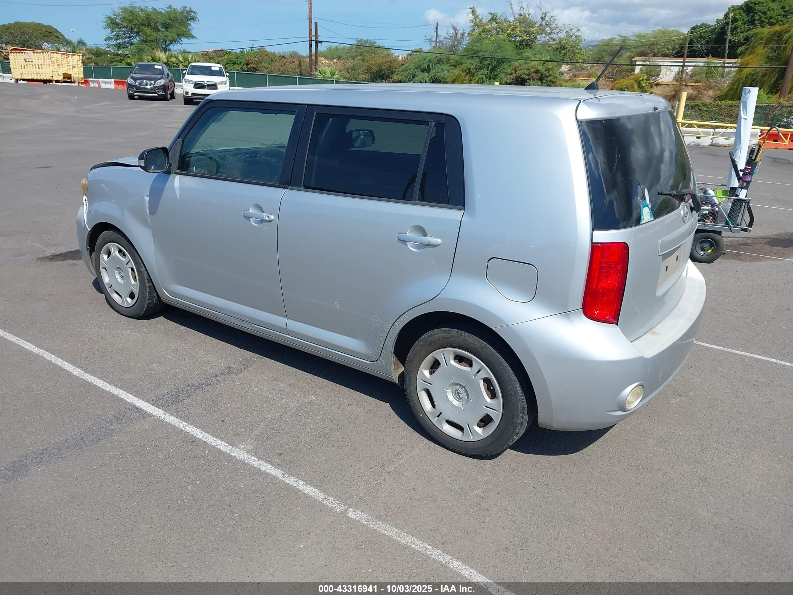 SCION XB image 3