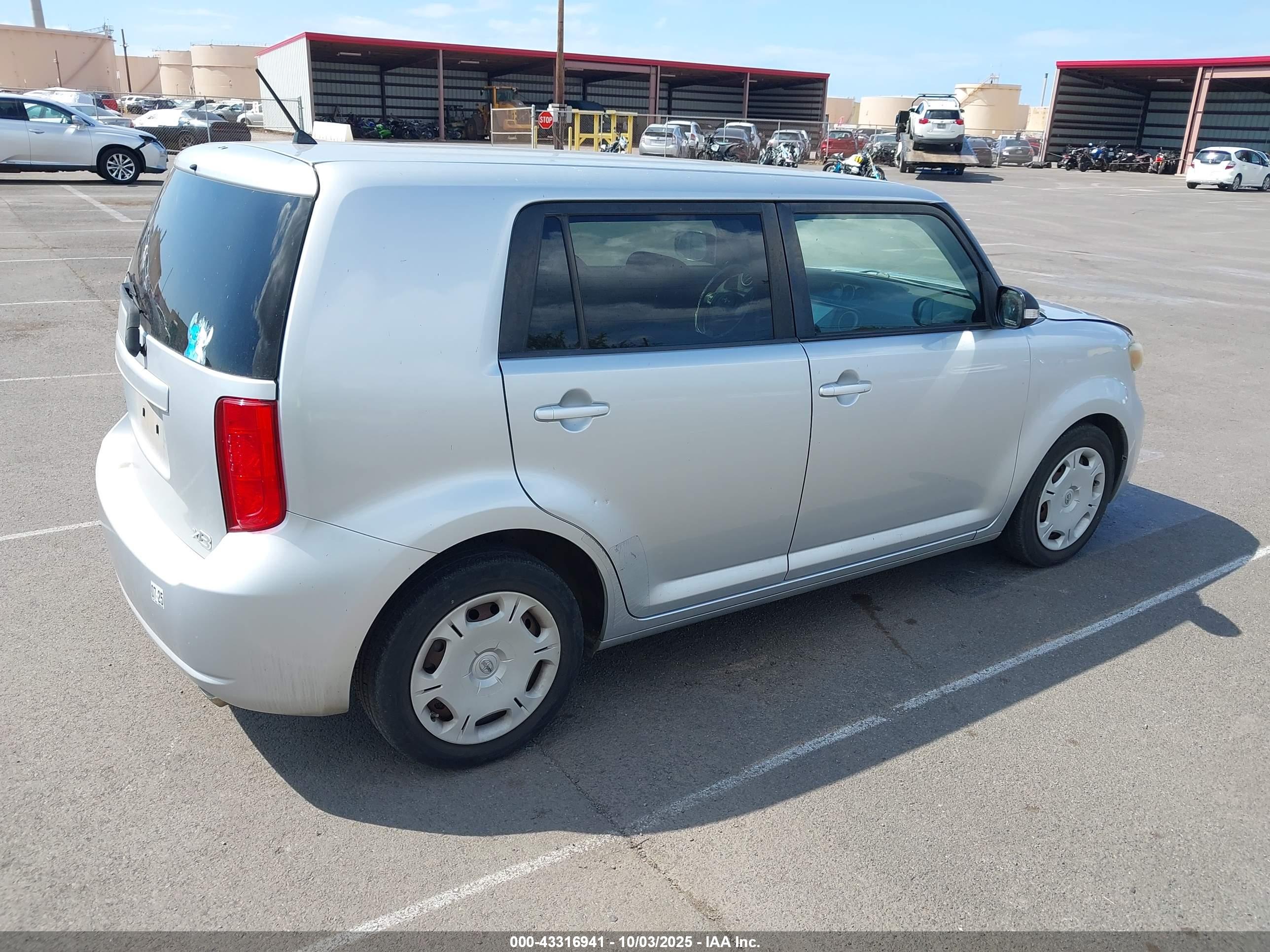 SCION XB image 4
