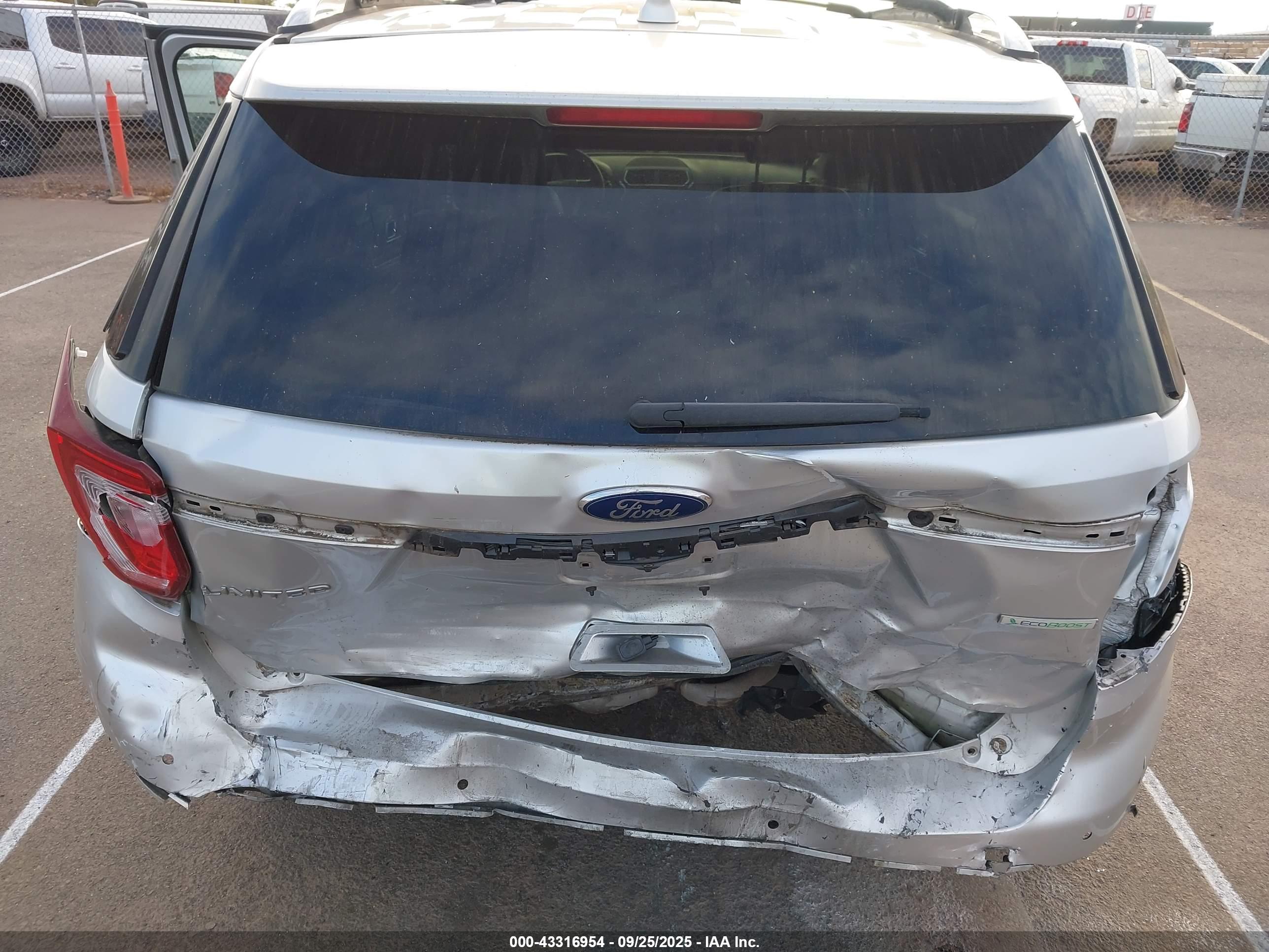 FORD EXPLORER image 6