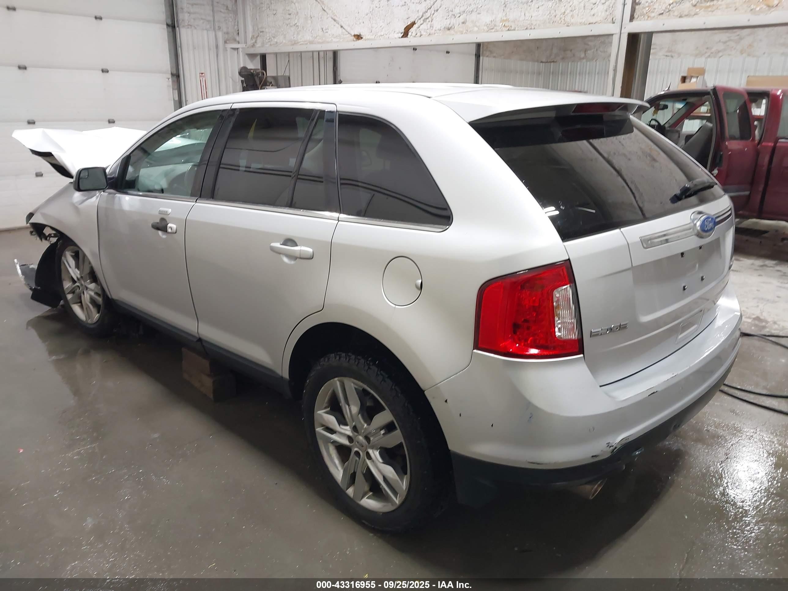 FORD EDGE image 3