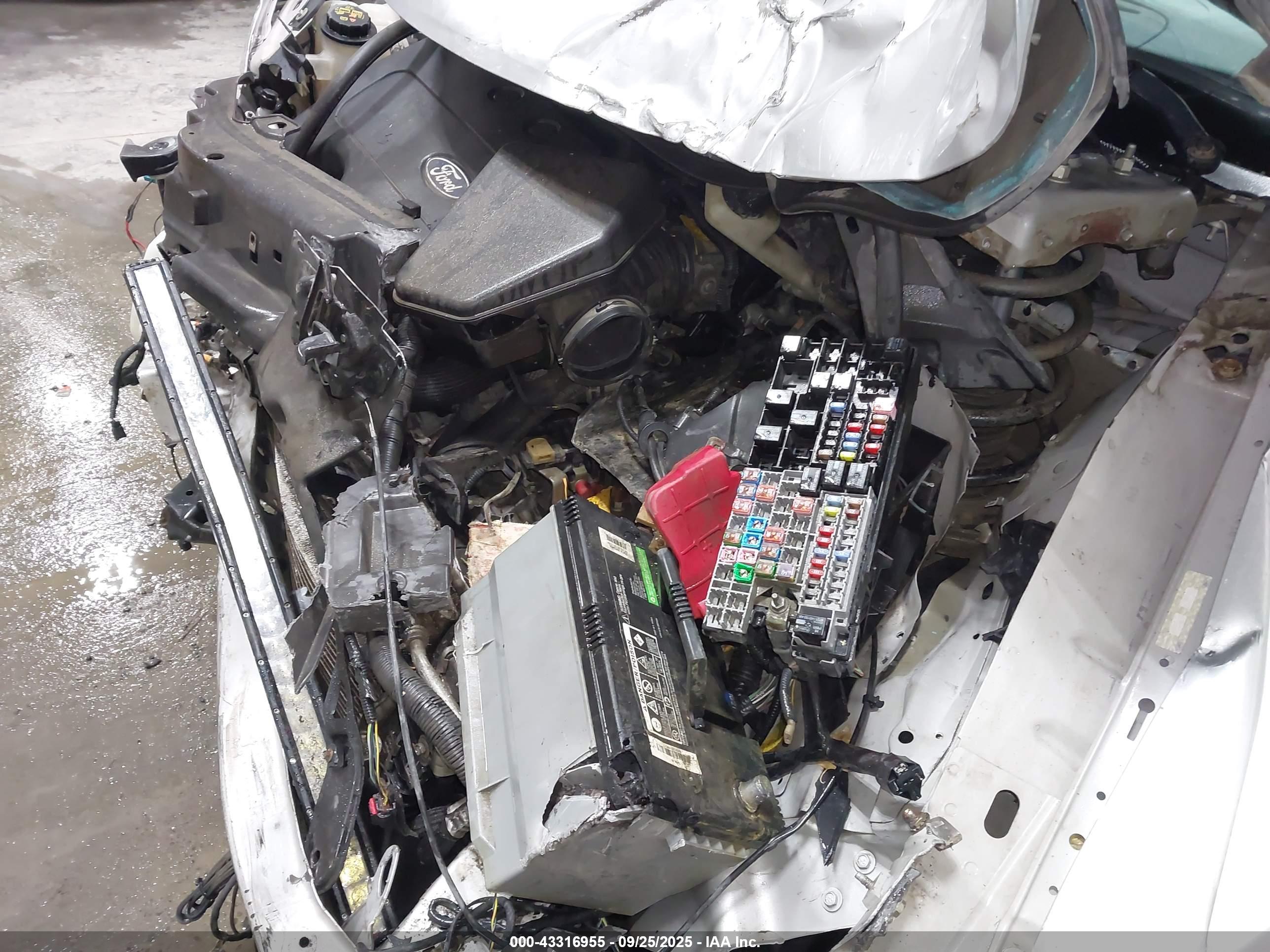 FORD EDGE image 6