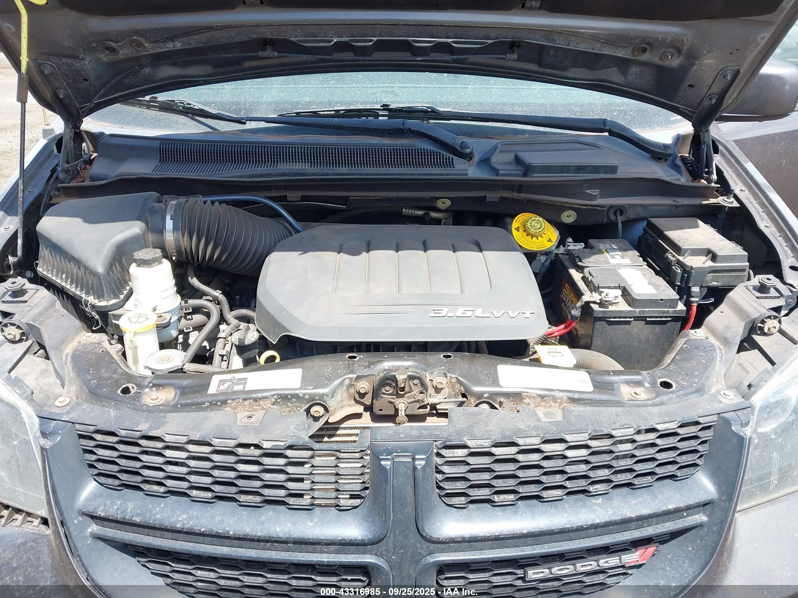 DODGE GRAND image 10