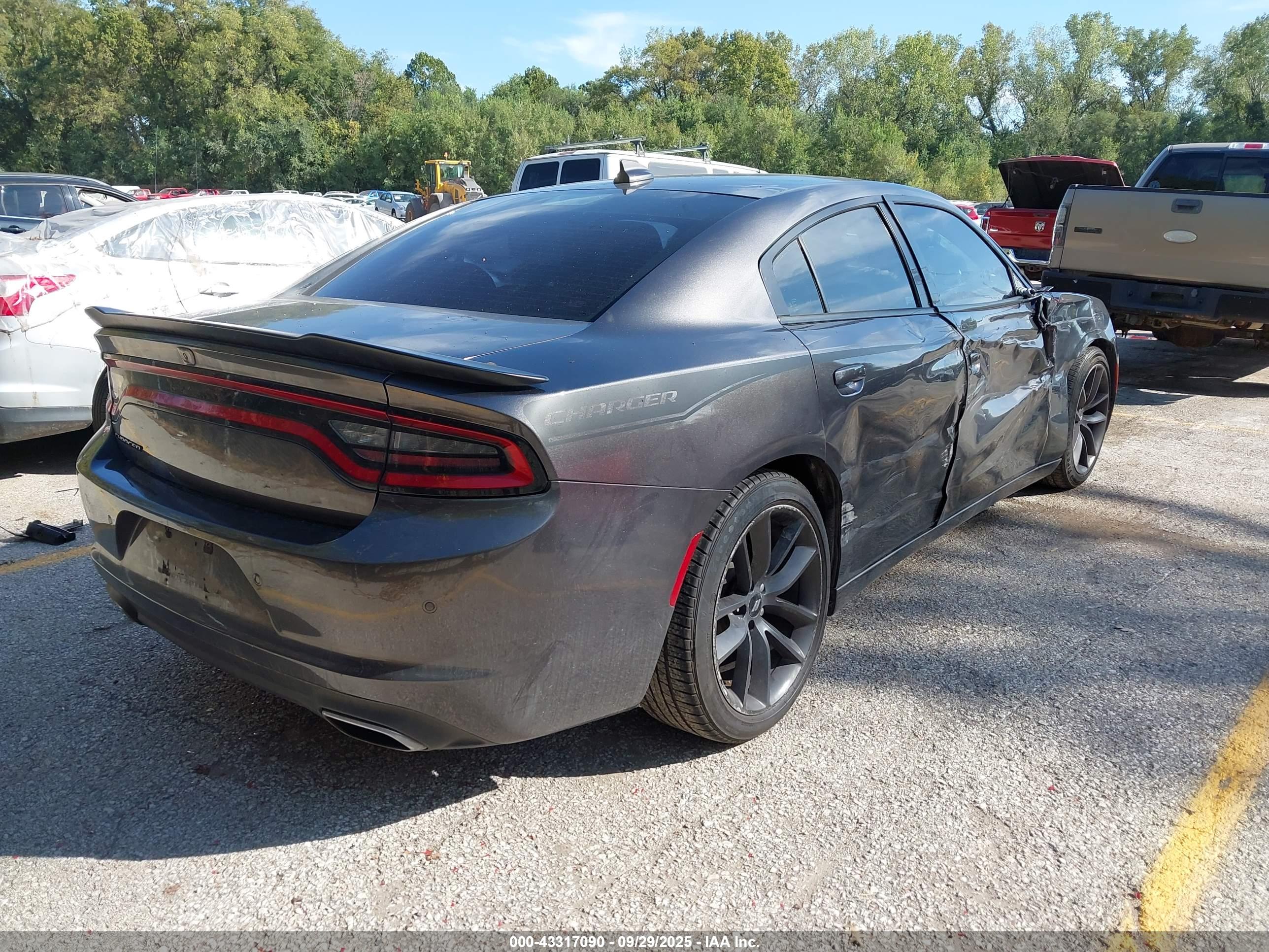 DODGE CHARGER image 4