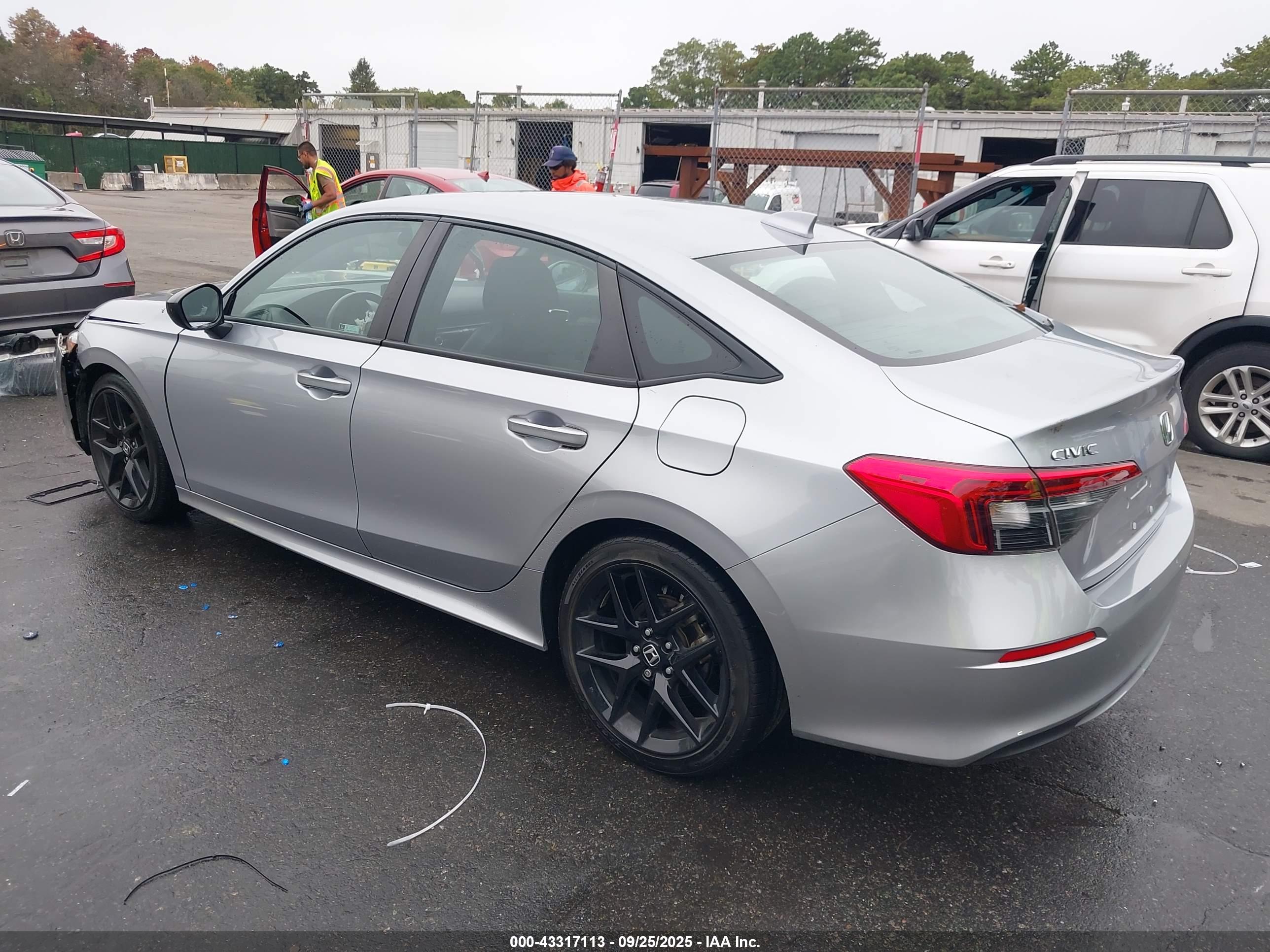 HONDA CIVIC image 3