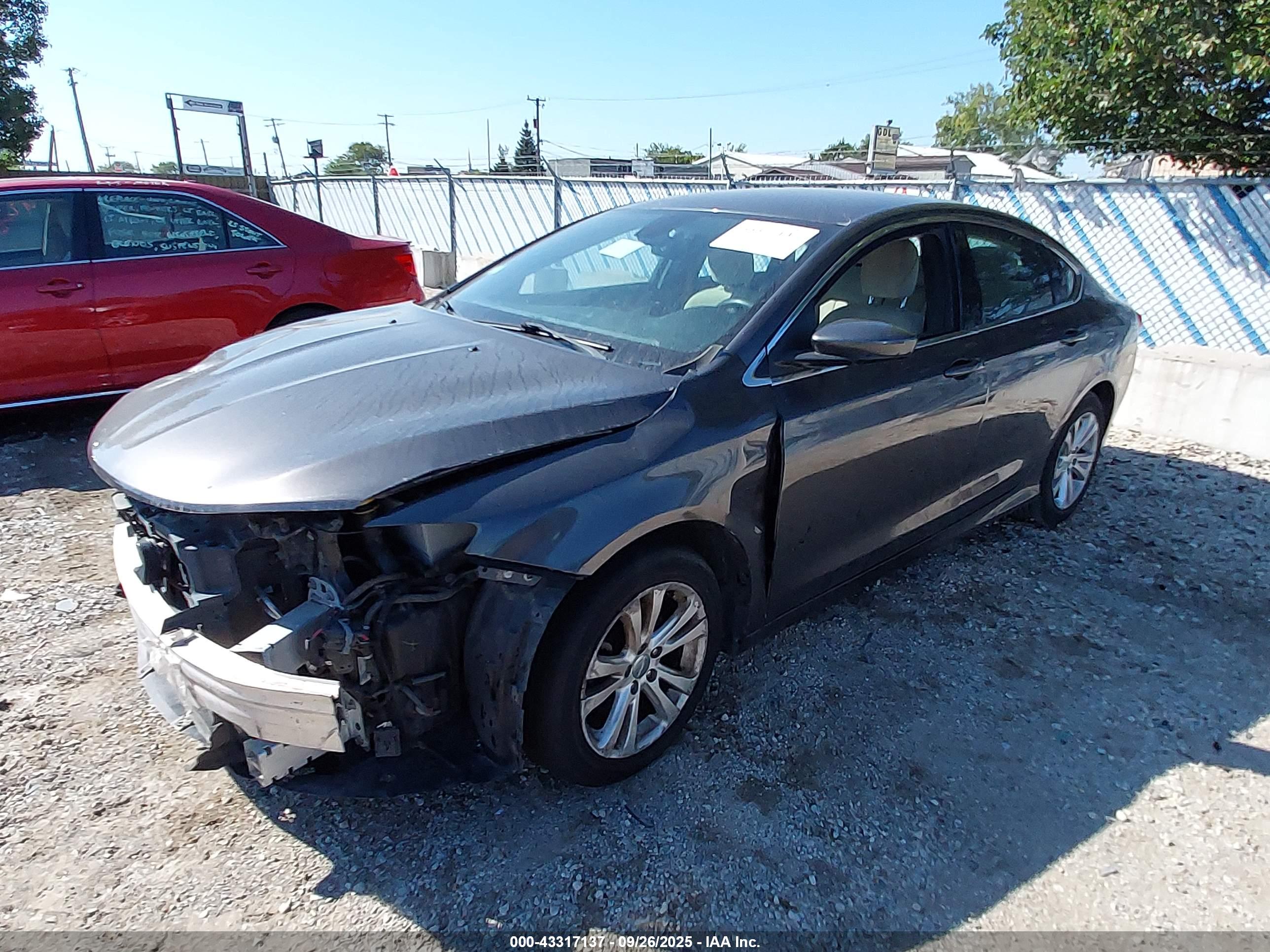 CHRYSLER 200 image 2