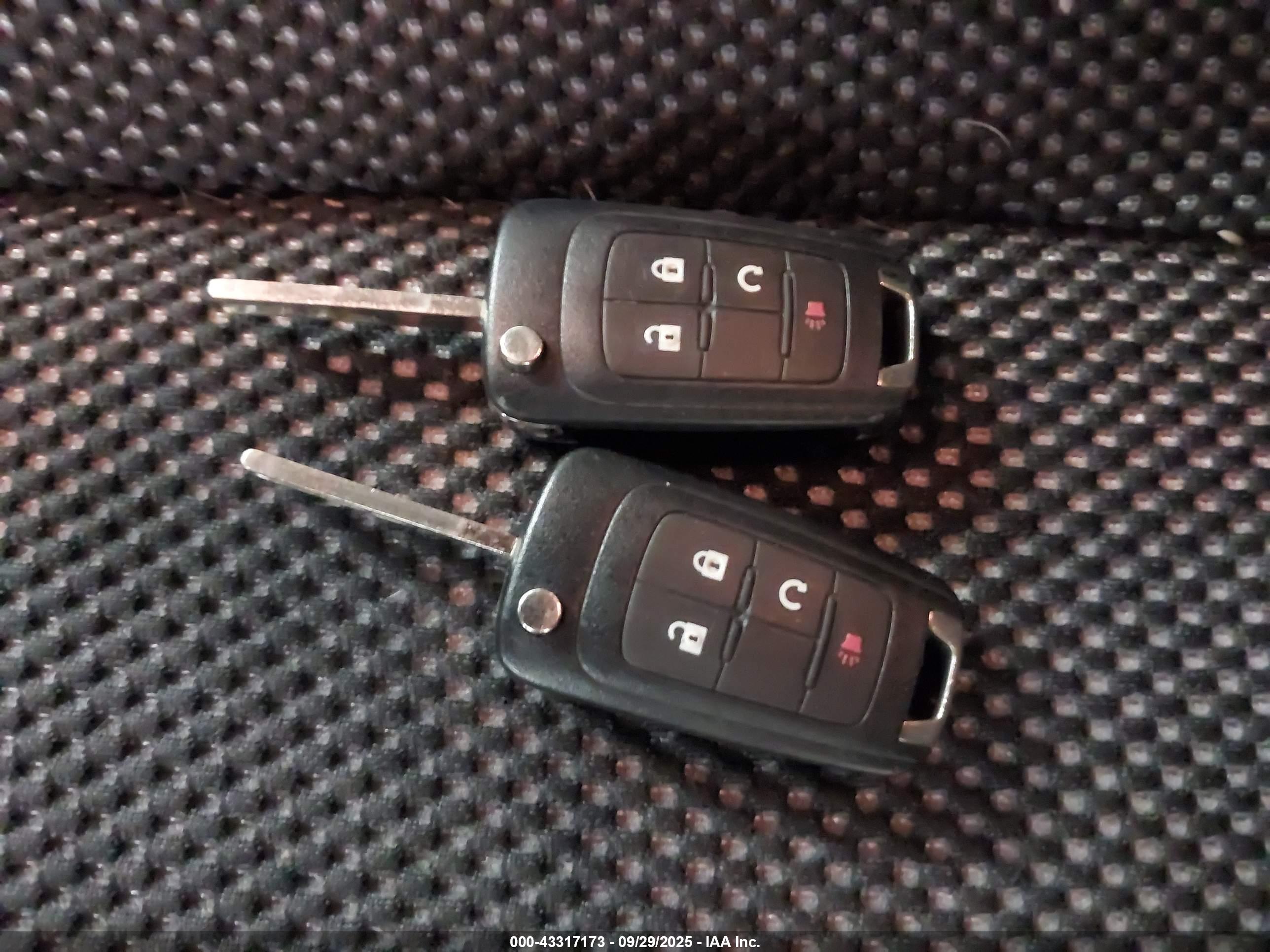 GMC TERRAIN image 11