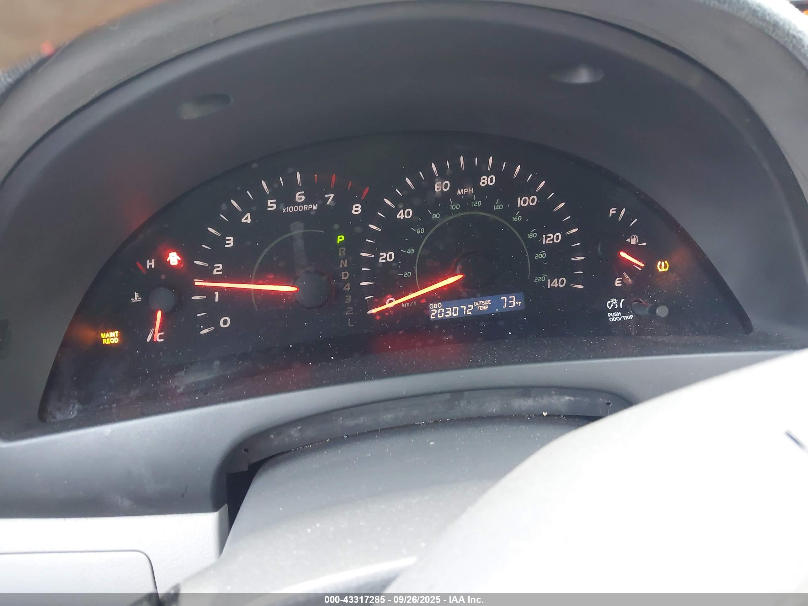 TOYOTA CAMRY image 7