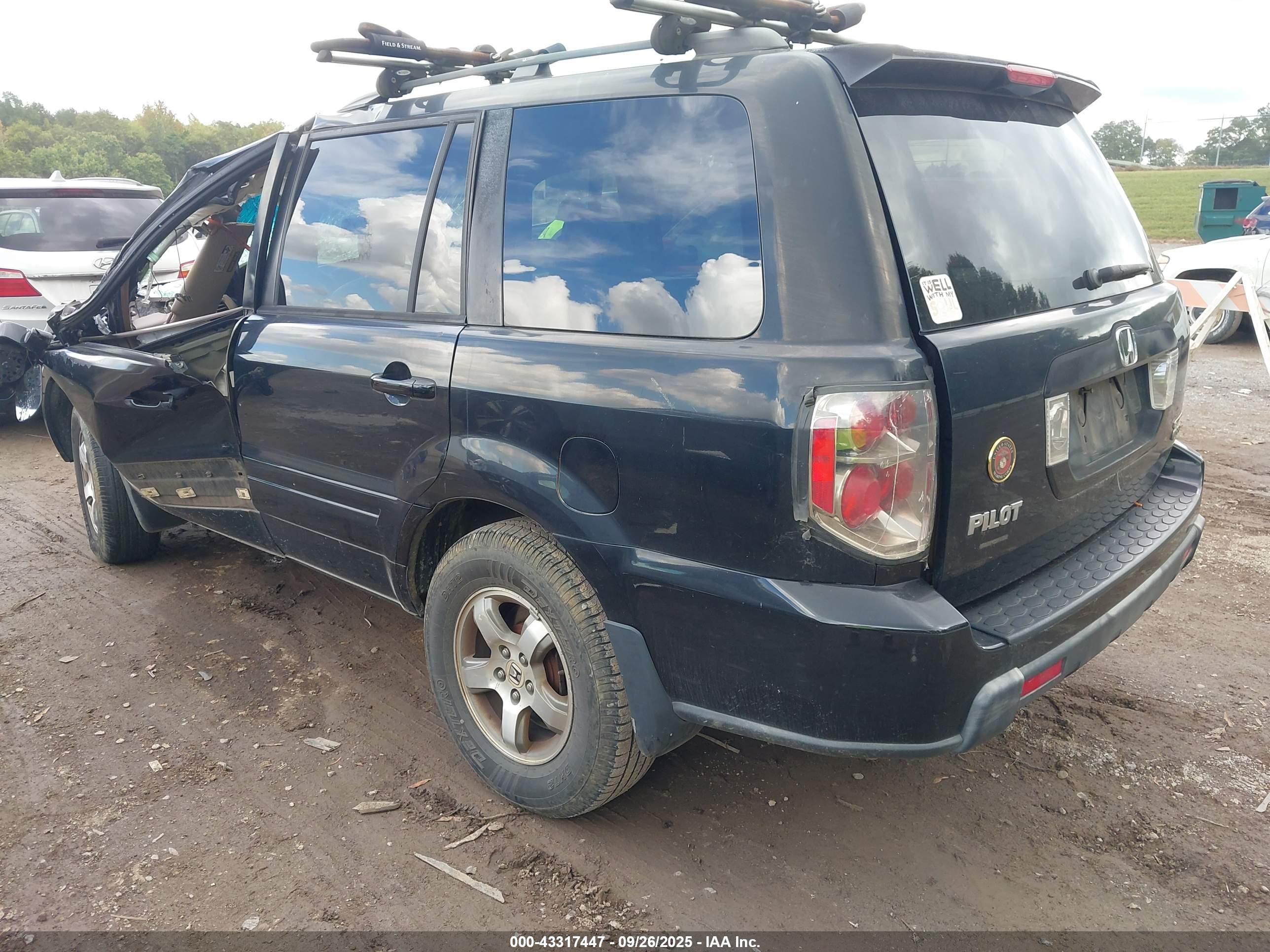 HONDA PILOT image 3