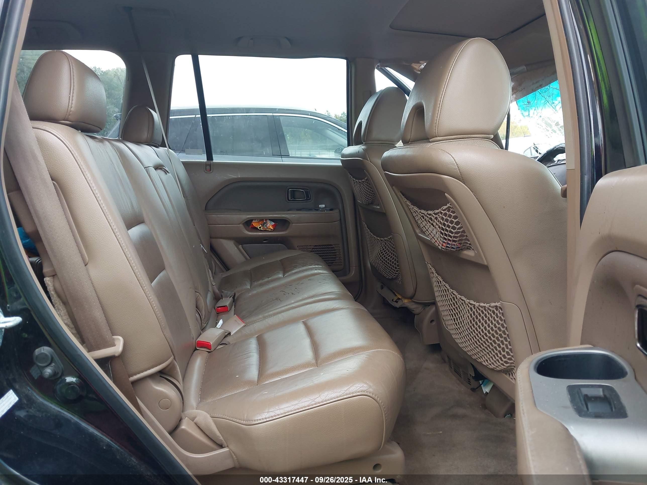 HONDA PILOT image 8