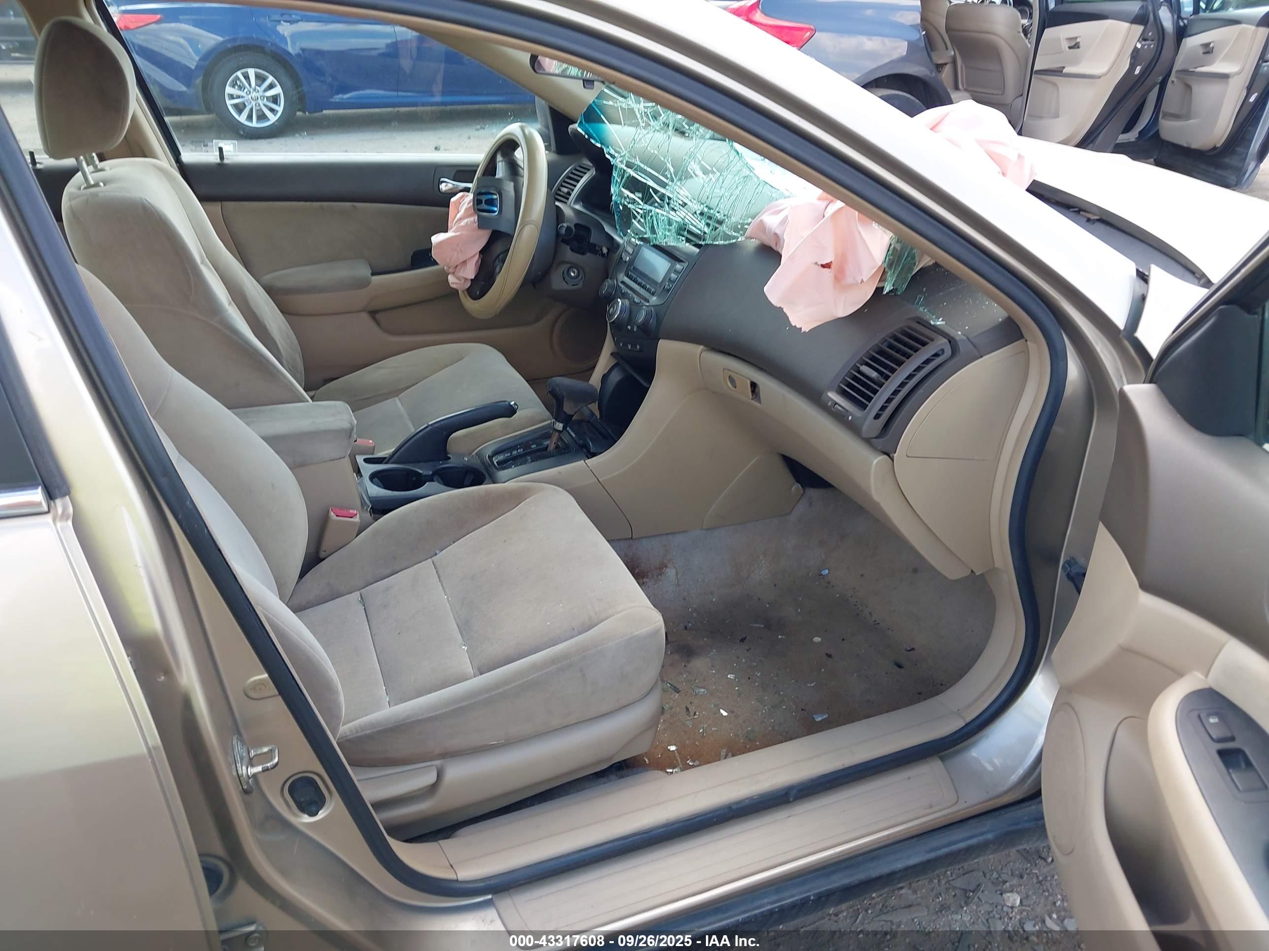 HONDA ACCORD image 5