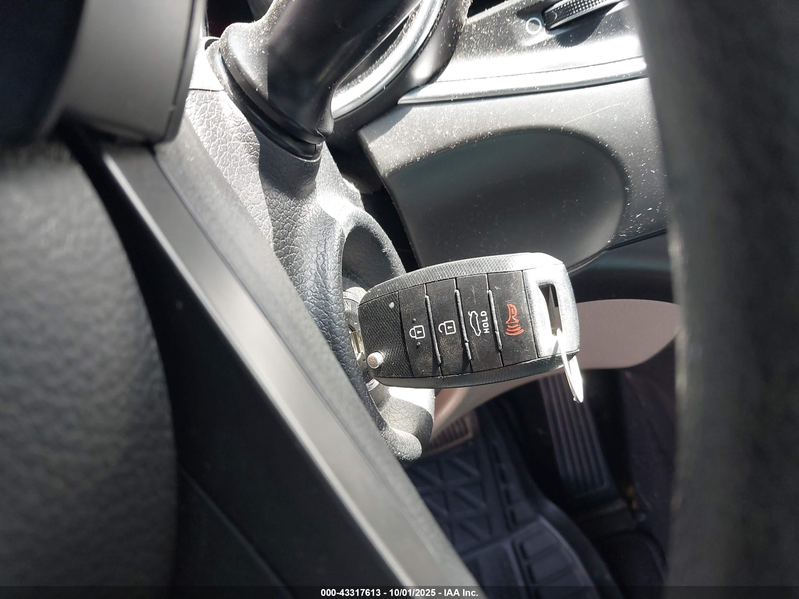 KIA OPTIMA image 11