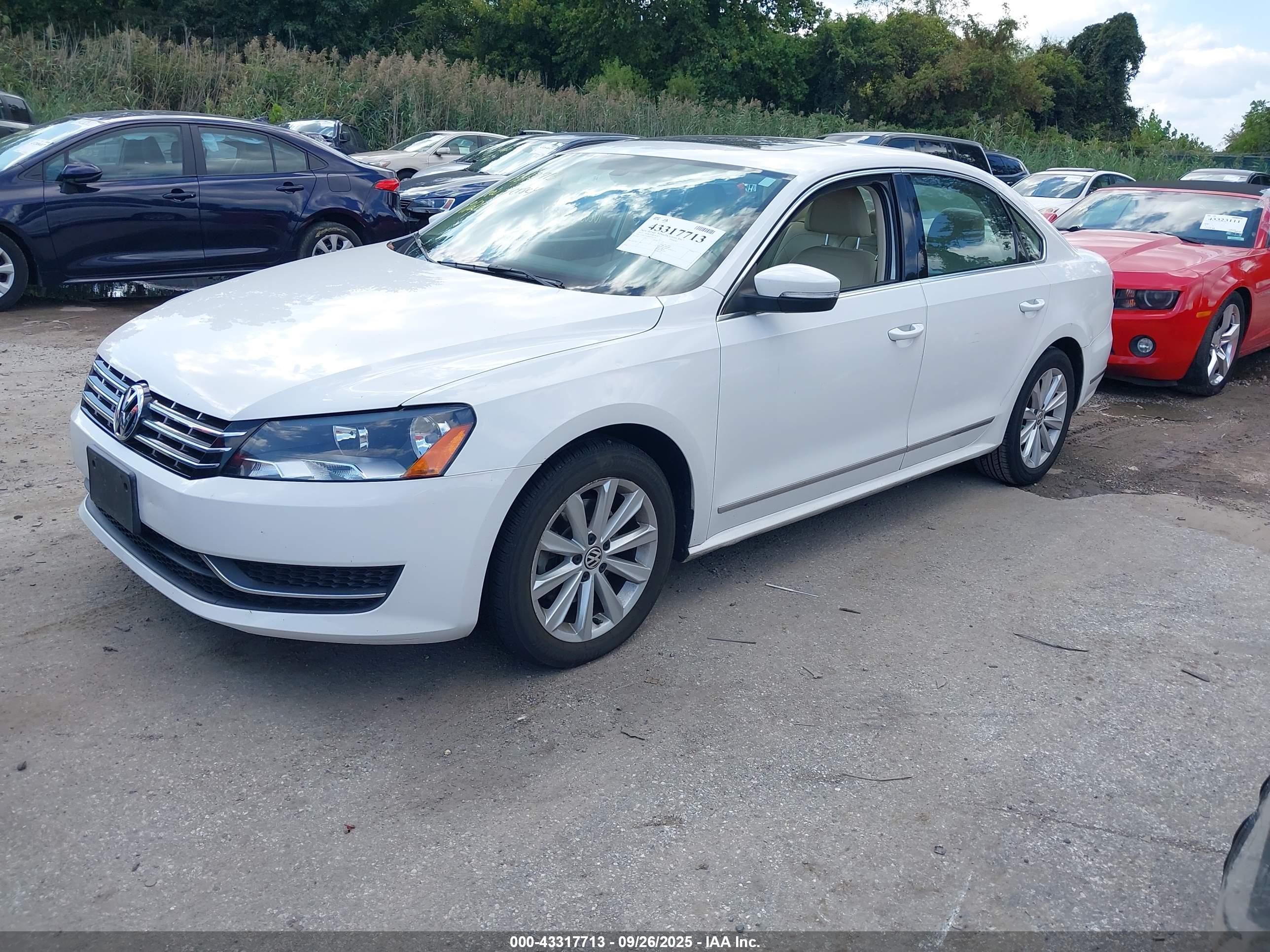 VOLKSWAGEN PASSAT image 2