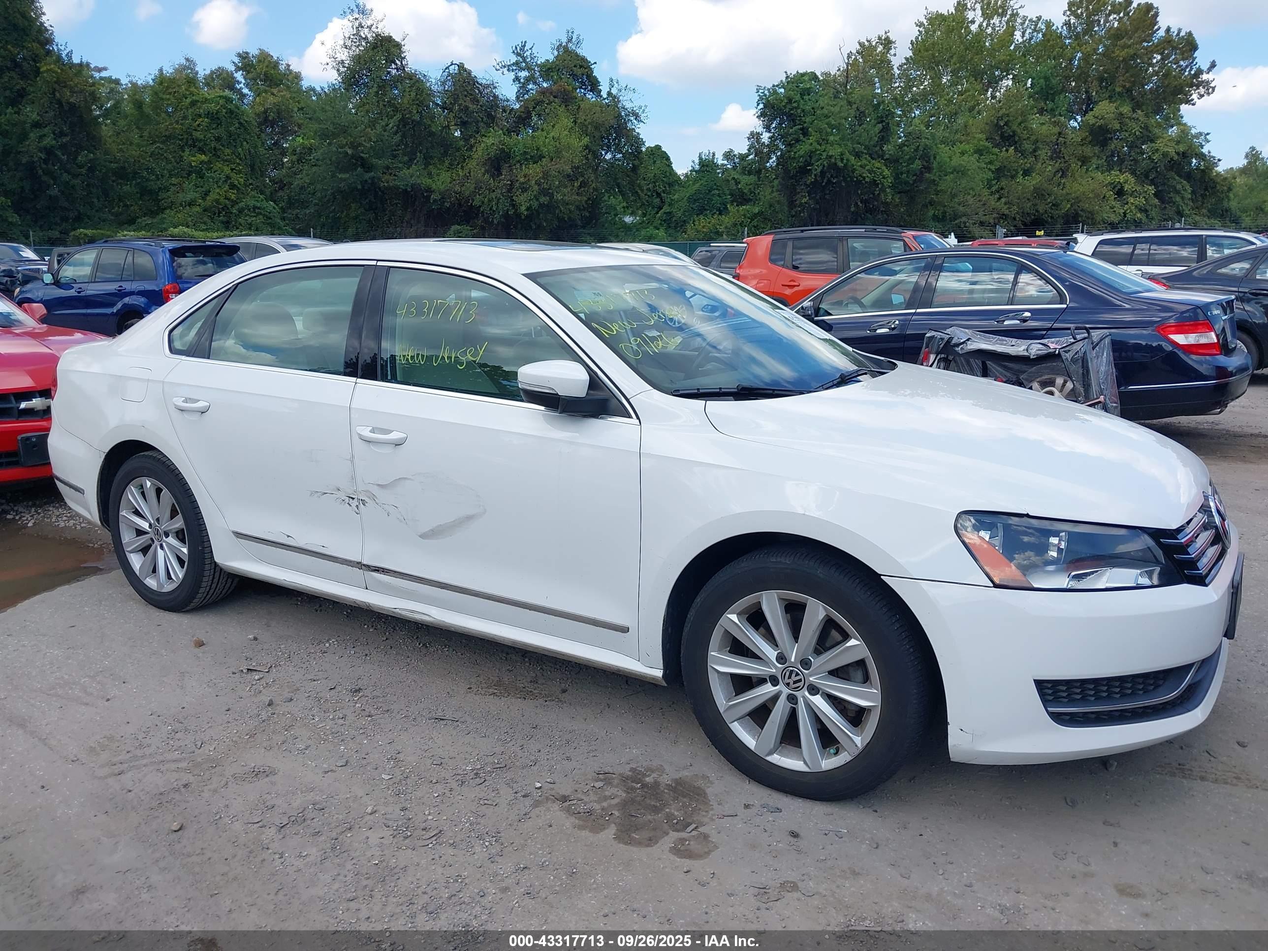 VOLKSWAGEN PASSAT image 6