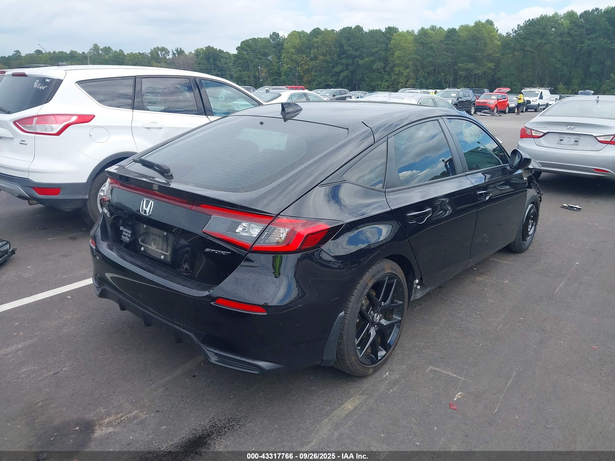 HONDA CIVIC image 4