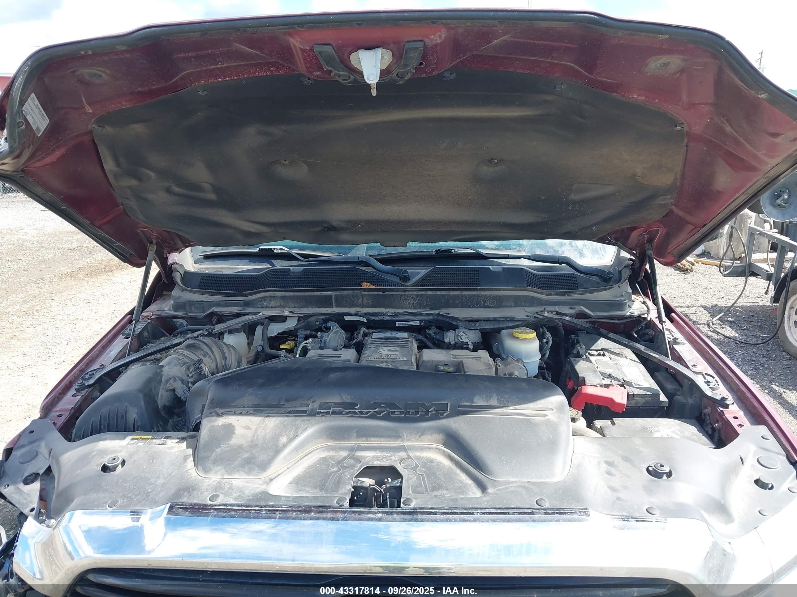 RAM 2500 image 10