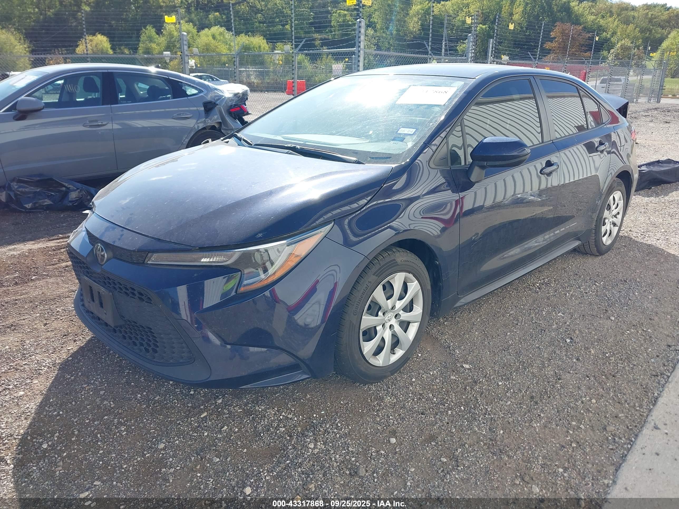TOYOTA COROLLA image 2